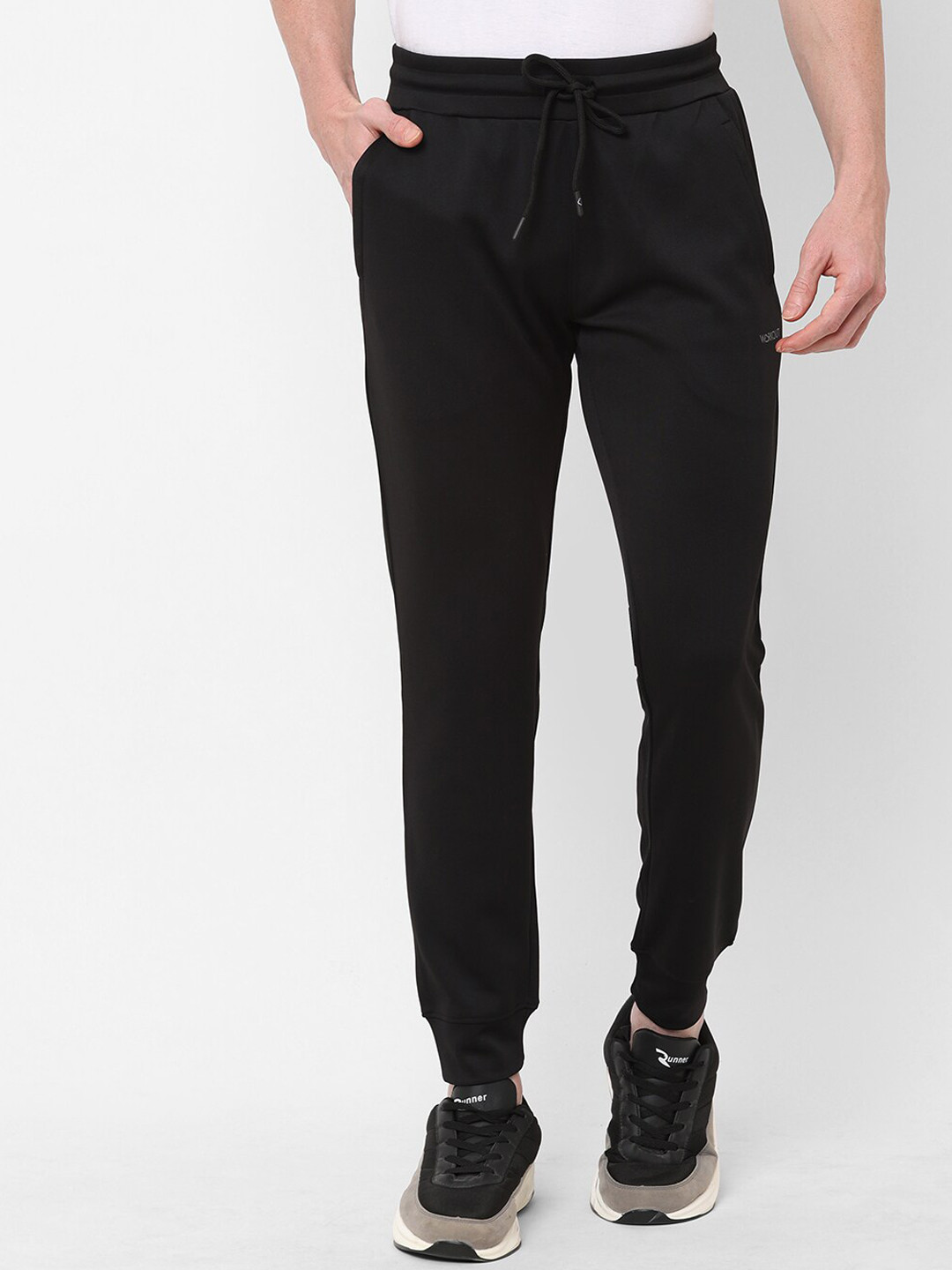 

Sweet Dreams Men Black Solid Joggers