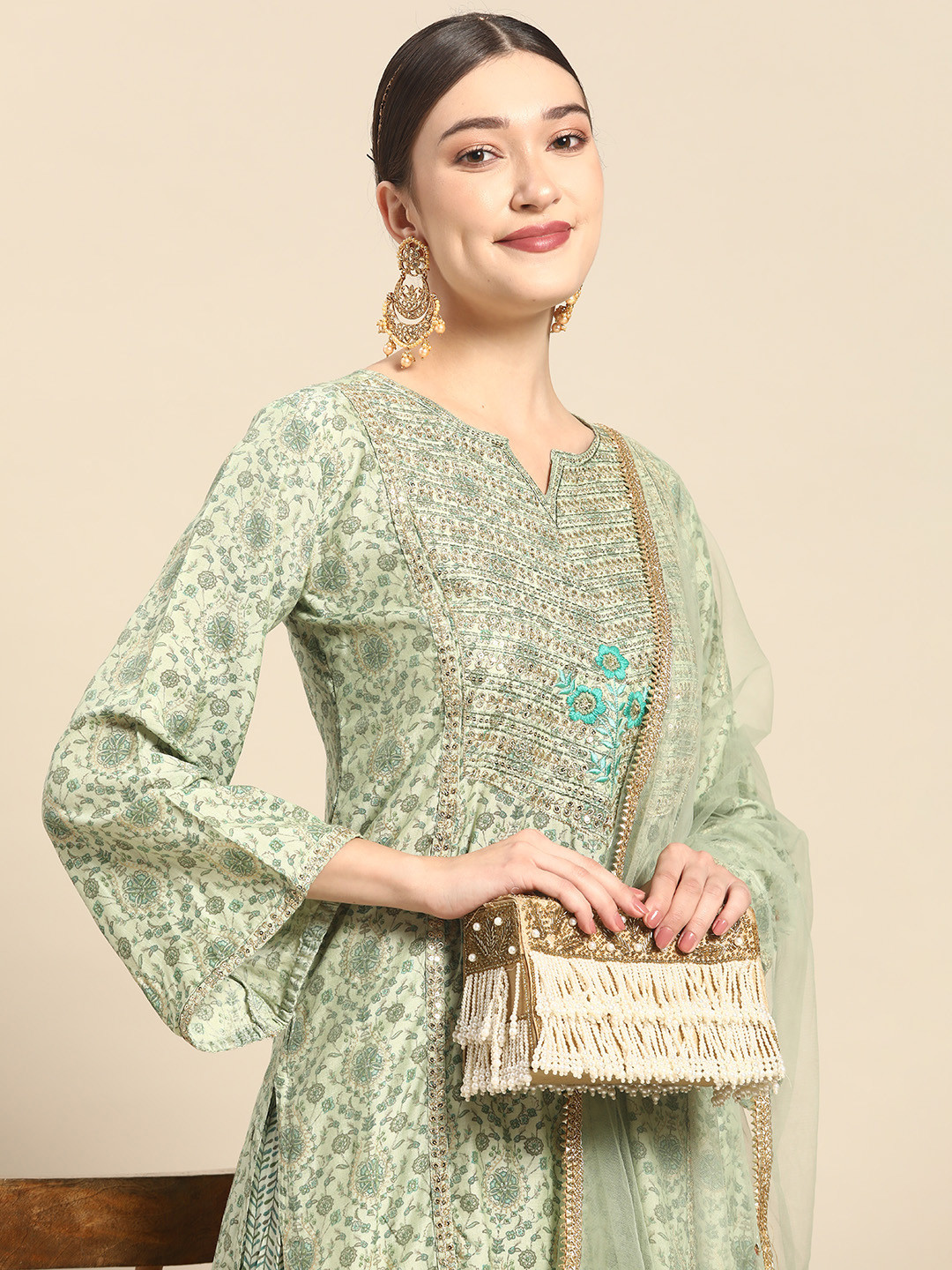 

Sangria Women Green Floral Printed Sequinned Kurta & Trousers With Dupatta