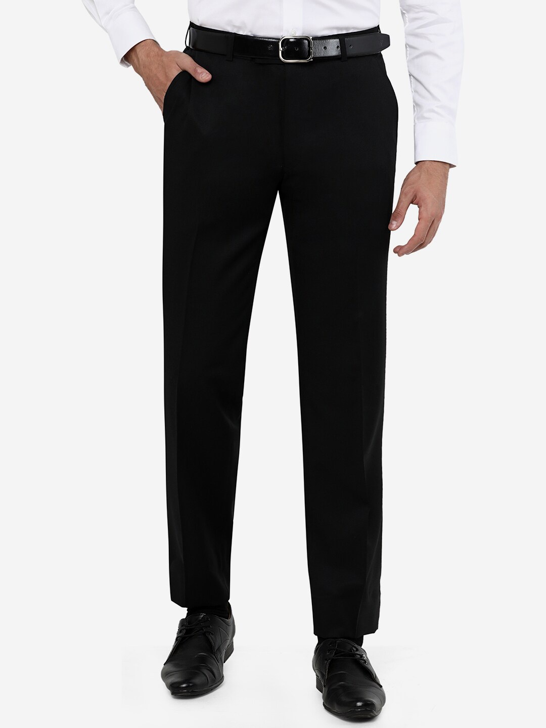 

JADE BLUE Men Black Solid Formal Trousers