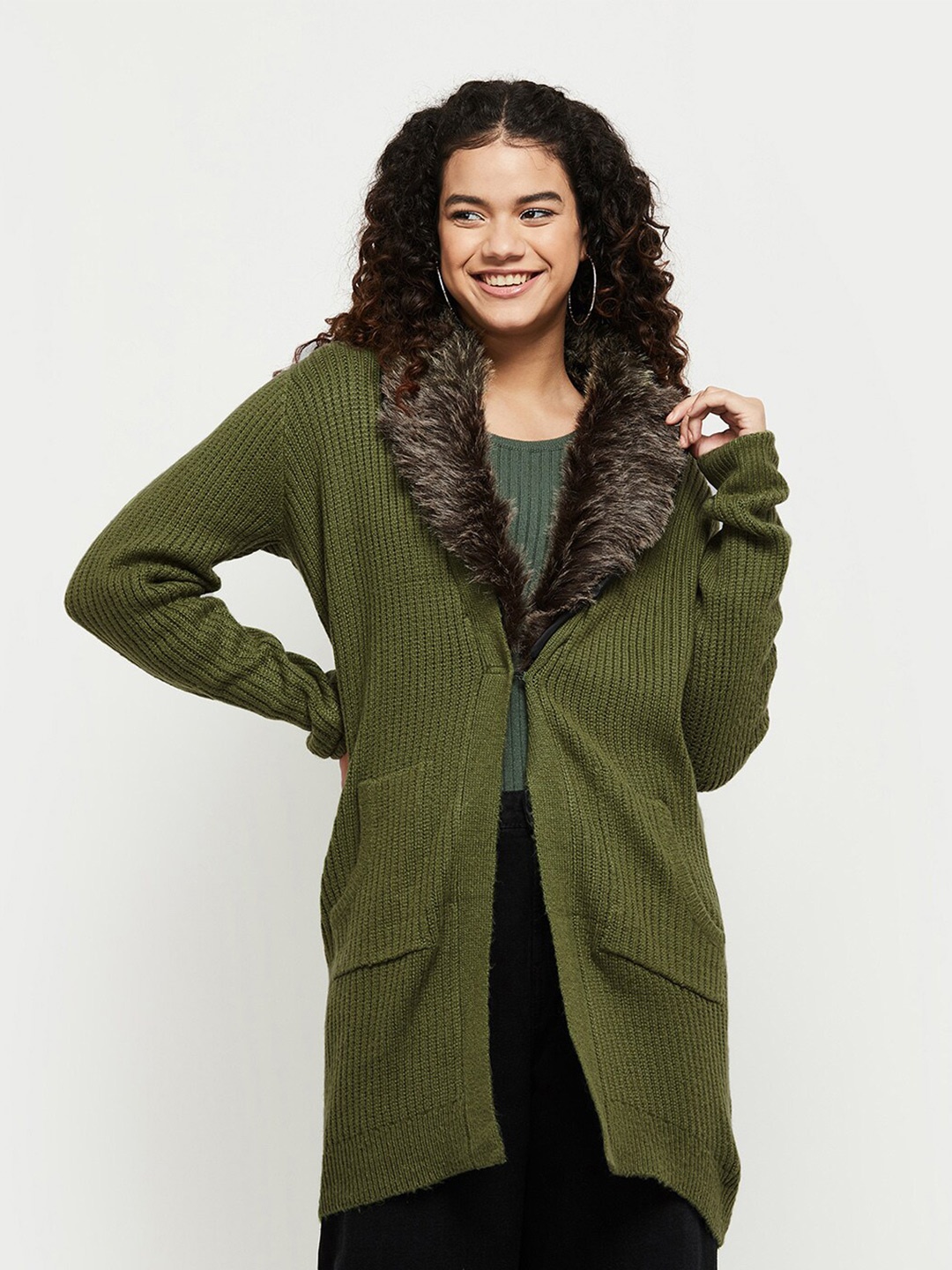 

max Women Green Ribbed Longline Acrylic Sweater
