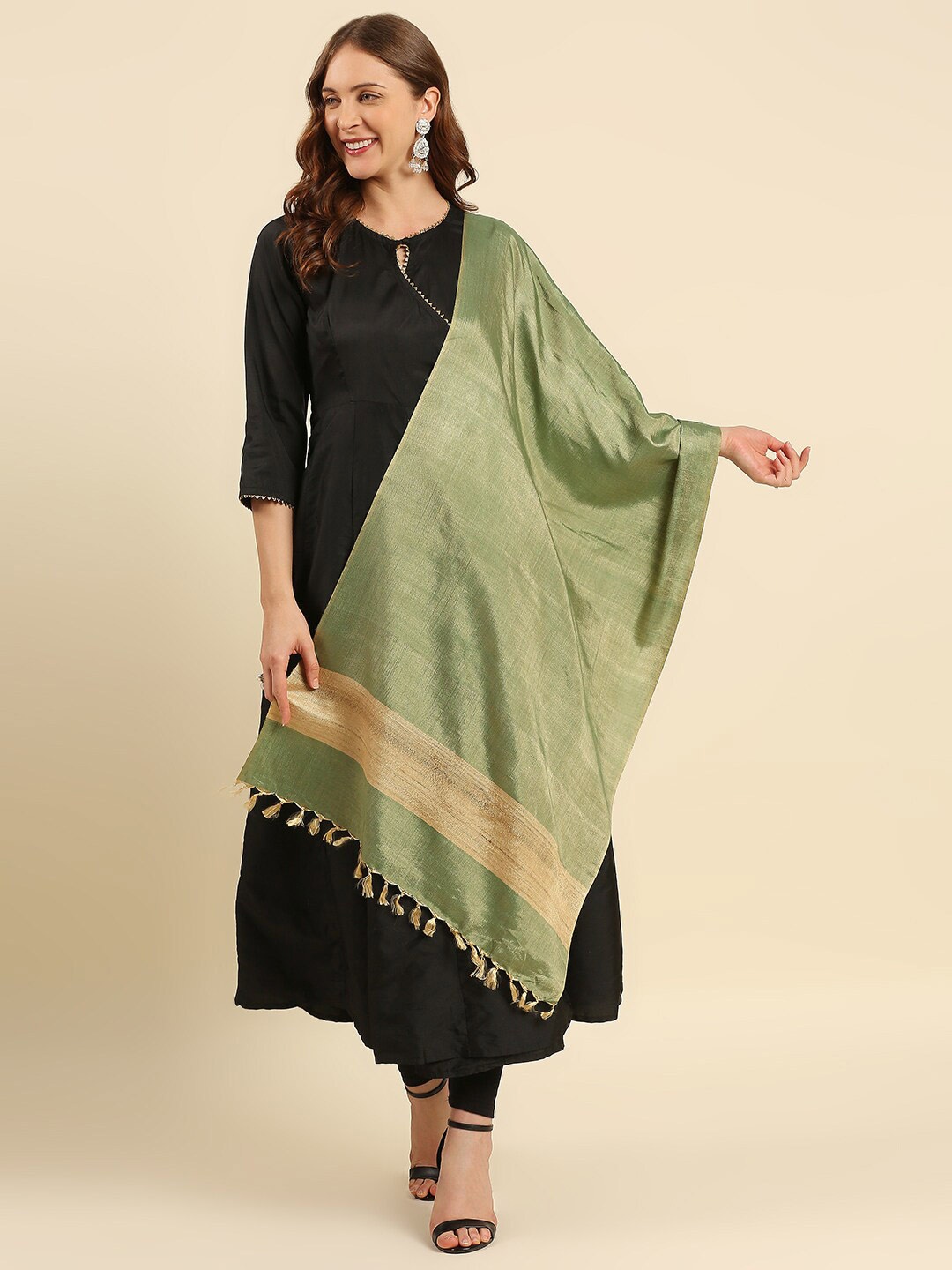 

Dupatta Bazaar Green Cotton Silk Dupatta