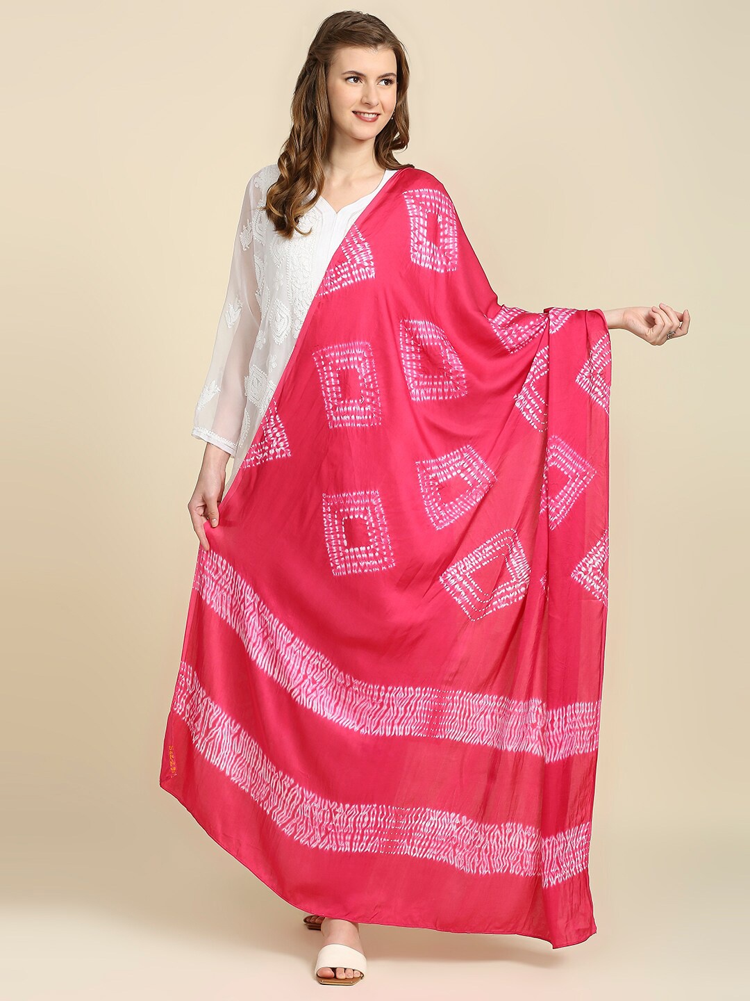 

Dupatta Bazaar Women Pink & White Pure Silk Bandhani Dupatta