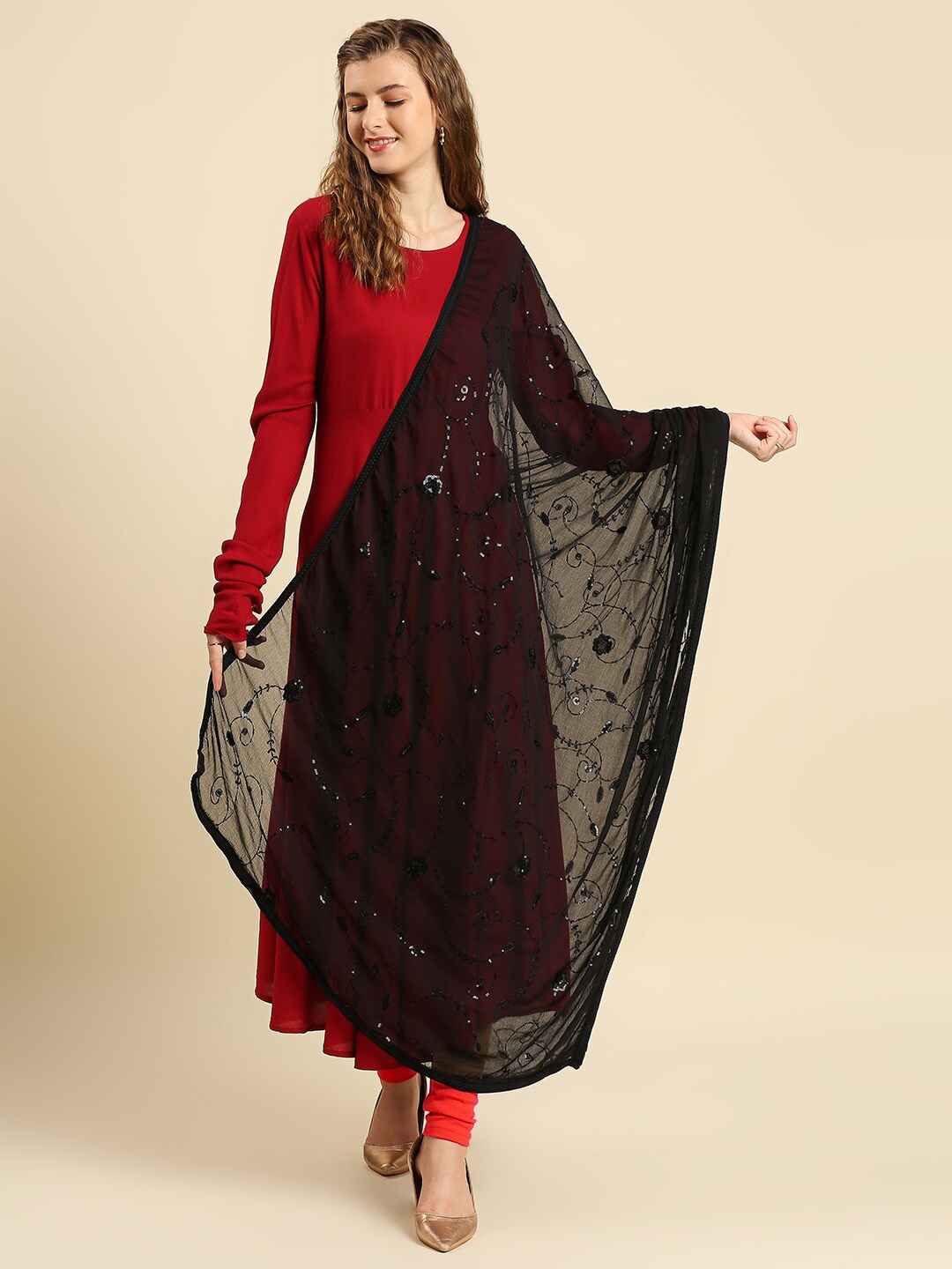 

Dupatta Bazaar Black Embroidered Dupatta with Sequinned