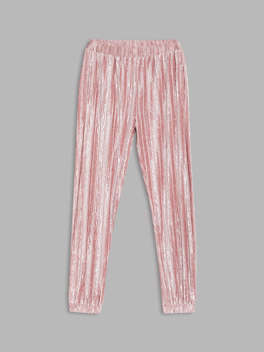 

Blue Giraffe Girls Peach Solid Joggers