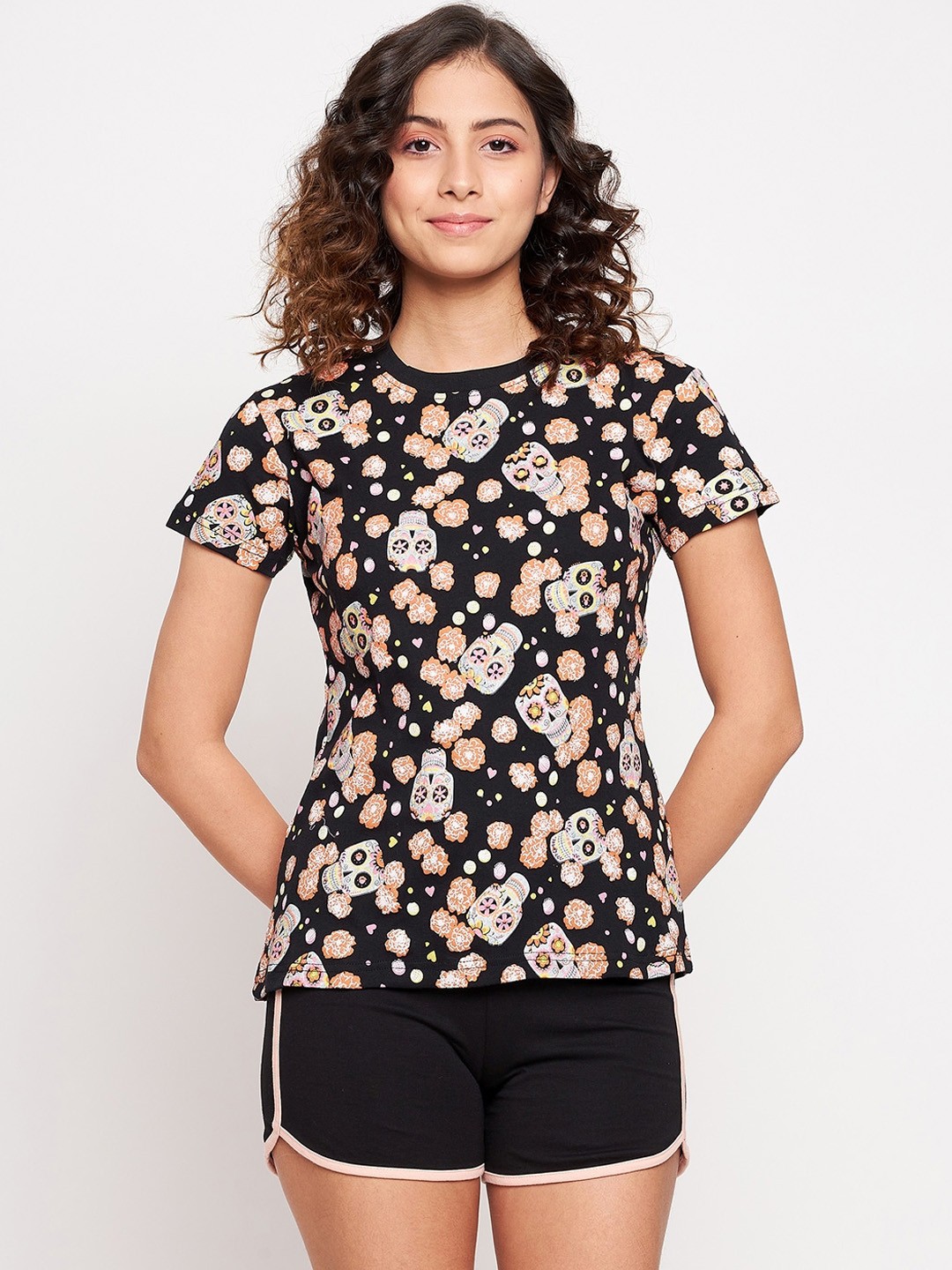 

JHANKHI Women Black & Beige Printed Night suit