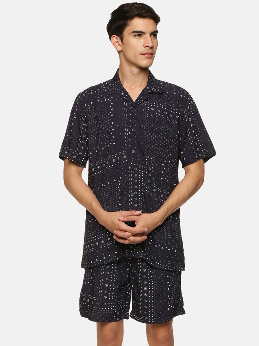 

DON VINO Men Black & White Printed Pure Cotton Shirt with Shorts