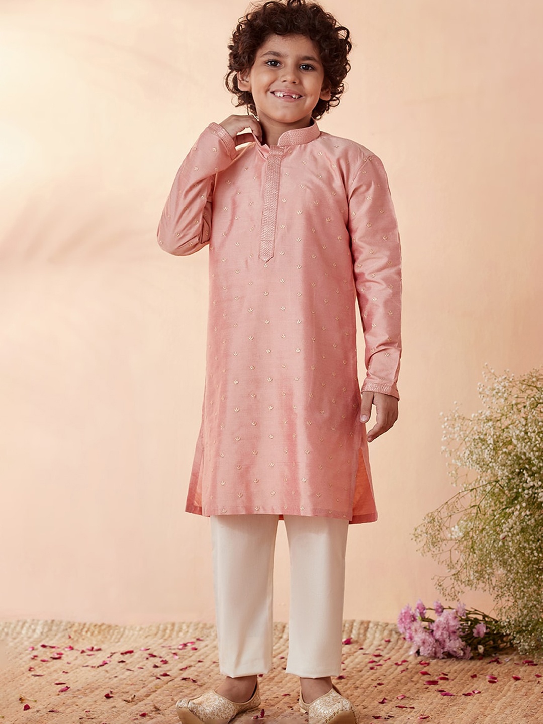 

Manyavar Boys Peach-Coloured Floral Embroidered Thread Work Kurta with Pyjamas