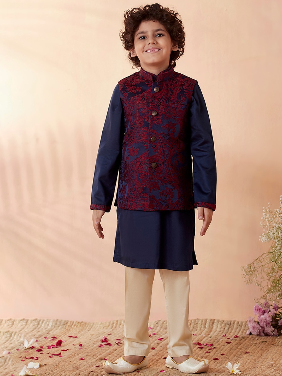 

Manyavar Boys Navy Blue Kurta with Pyjama with Nehru Jacket