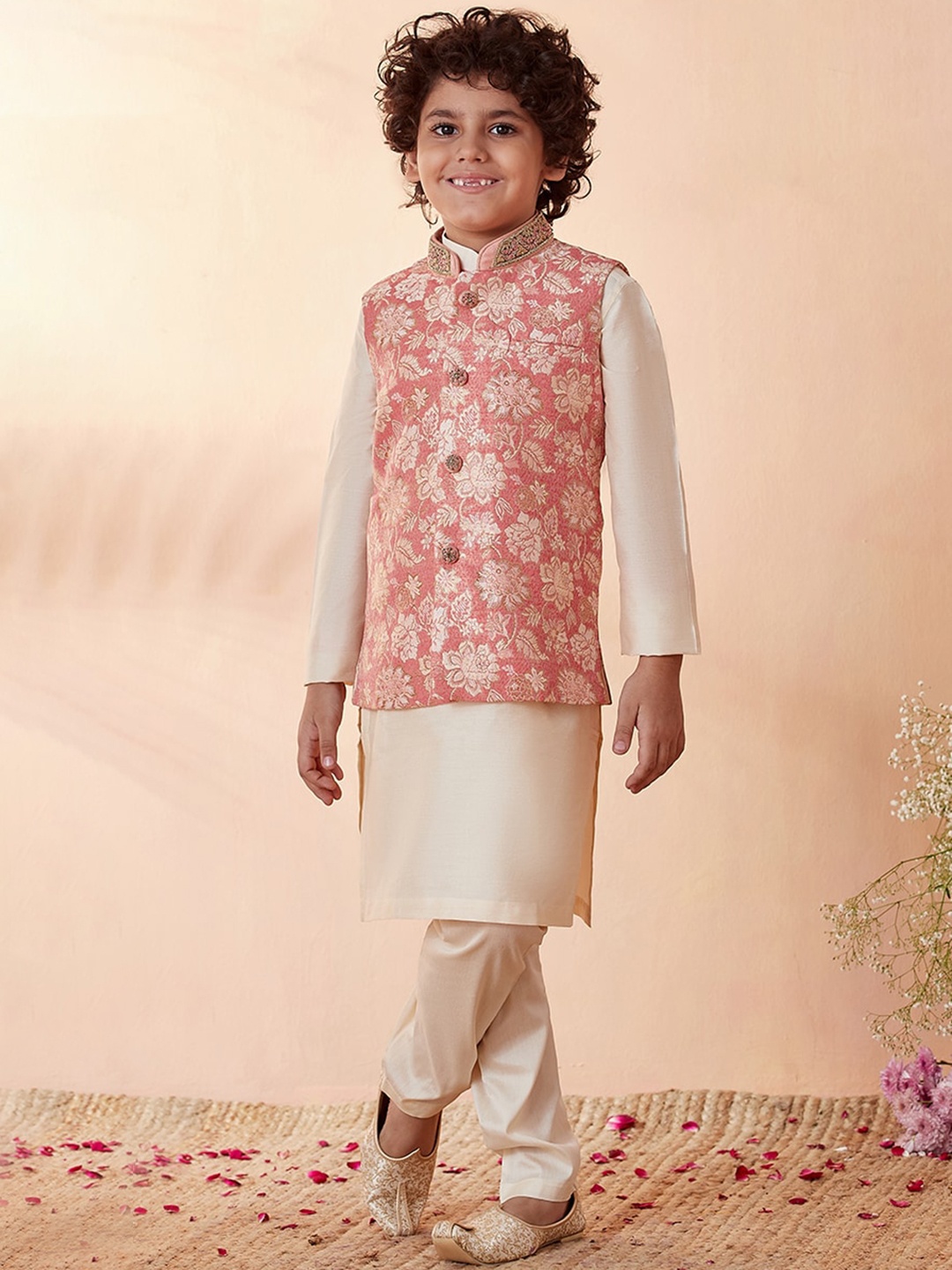 

Manyavar Boys Kurta With Pyjamas & Printed Nehru Jacket, Peach