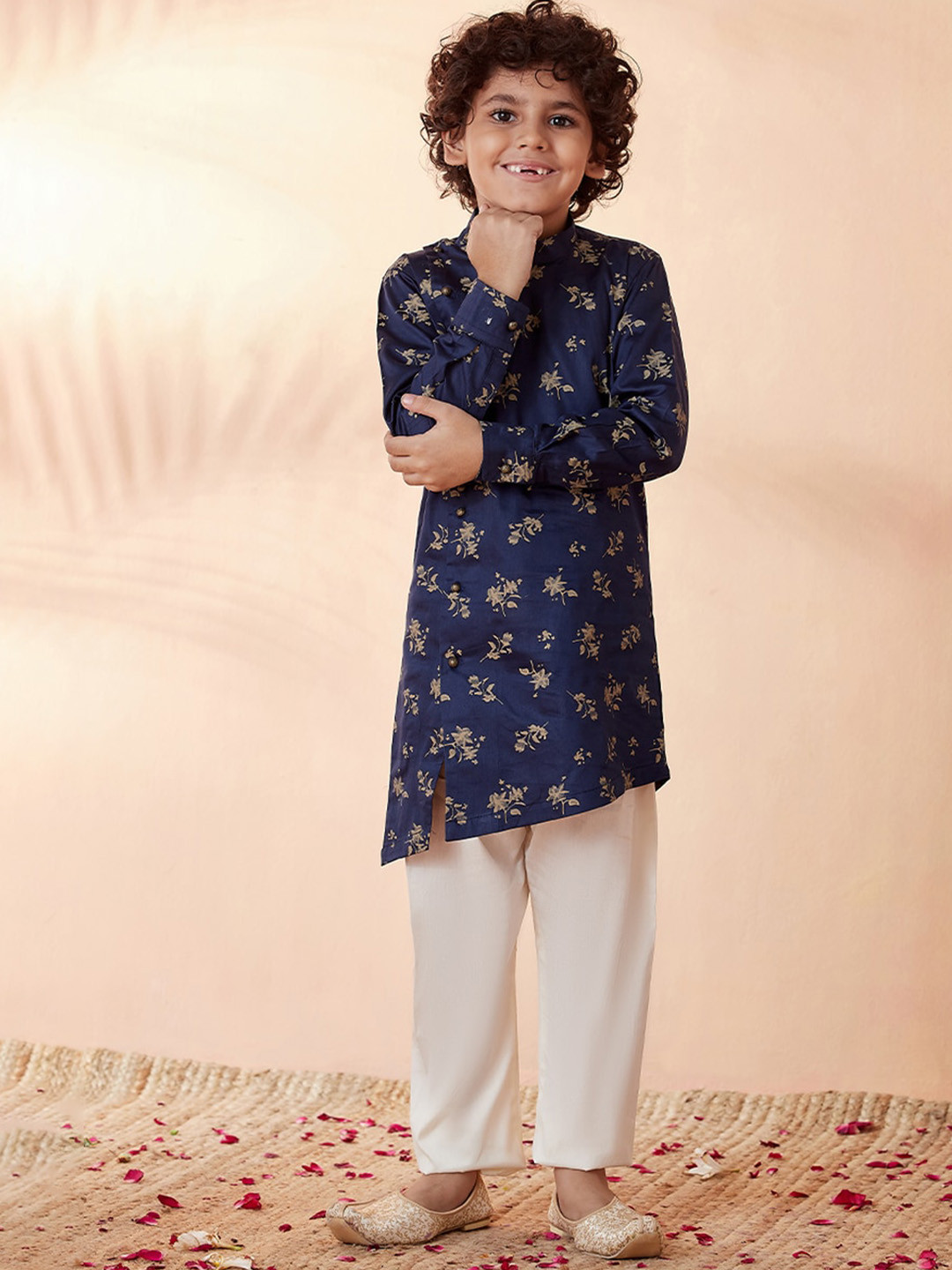 

Manyavar Boys Floral Printed Angrakha Kurta with Pyjamas, Navy blue