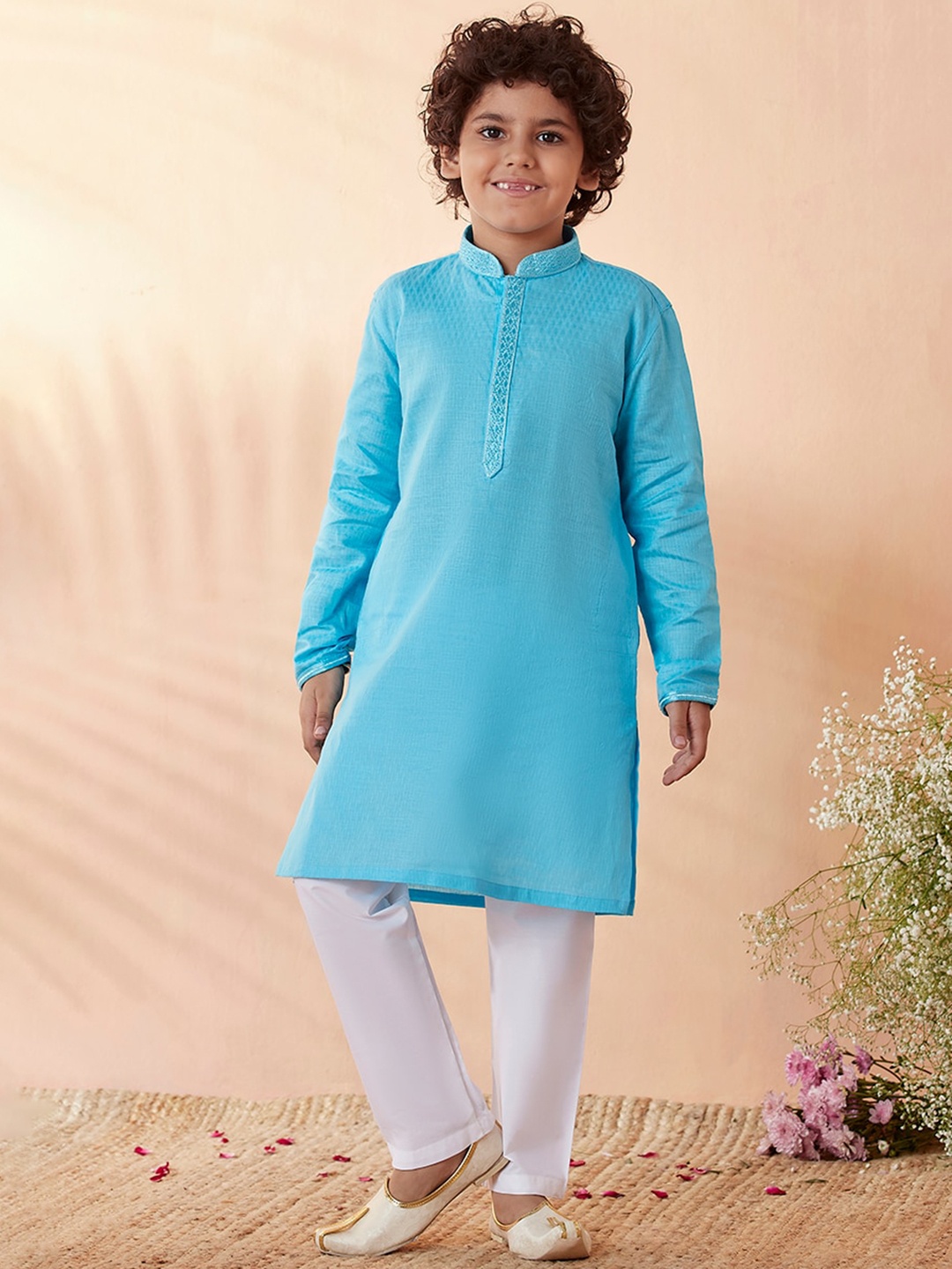 

Manyavar Boys Blue & White Self Design Straight Kurta with Pyjamas