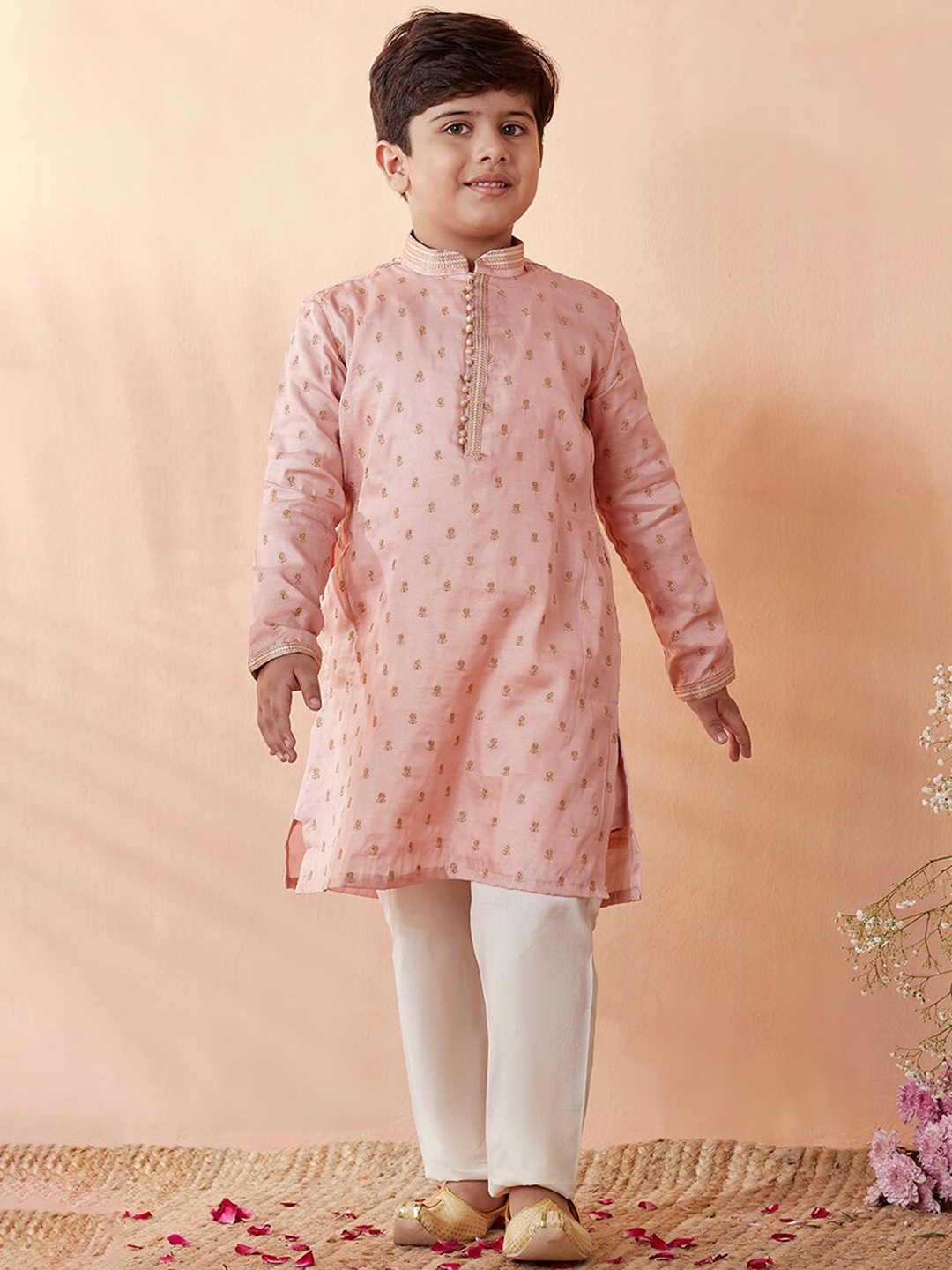 

Manyavar Boys Floral Woven Design Chanderi Silk Kurta With Pyjama, Peach