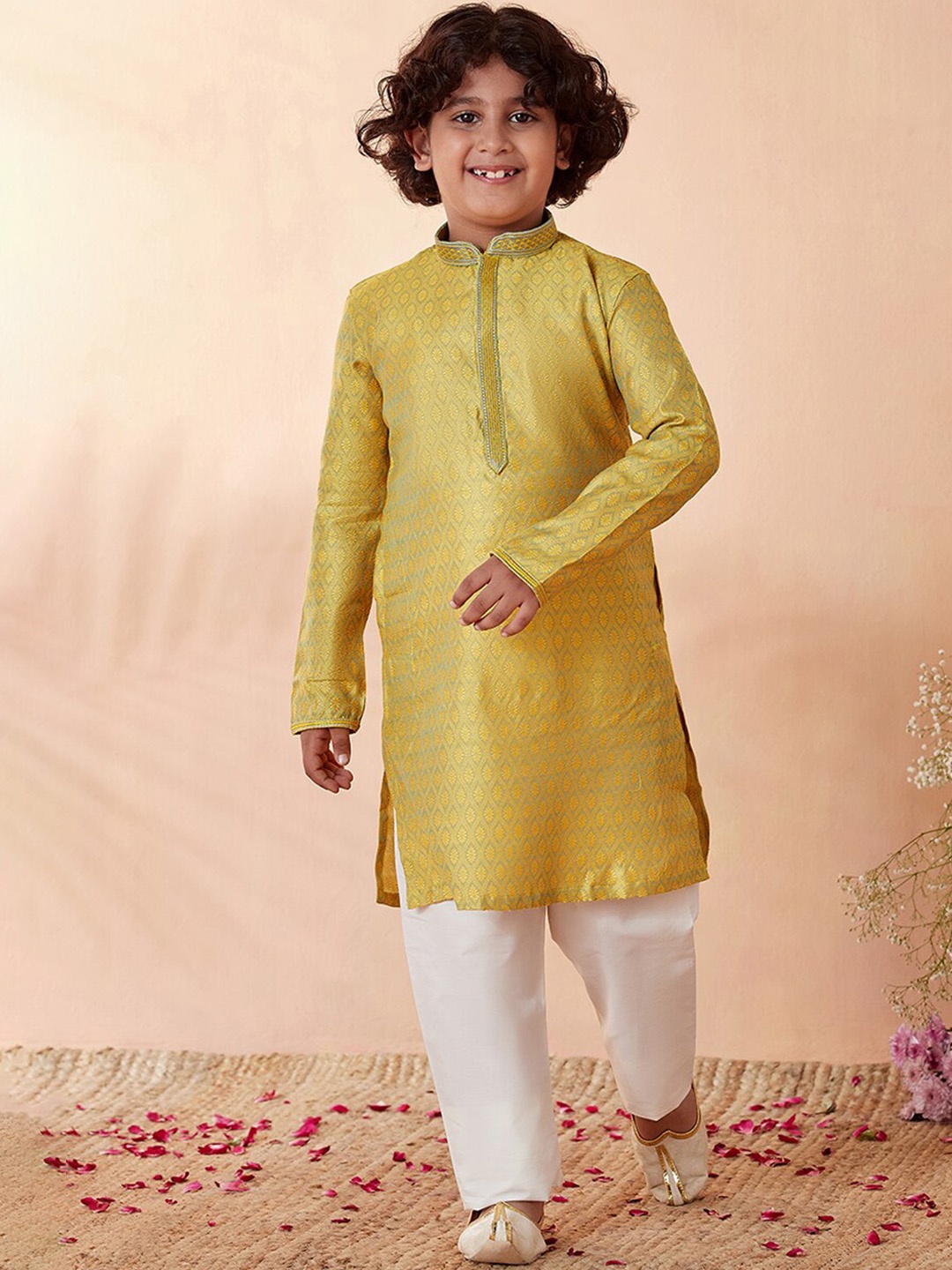 

Manyavar Boys Yellow Ethnic Motifs Woven Design Kurta with Pyjamas