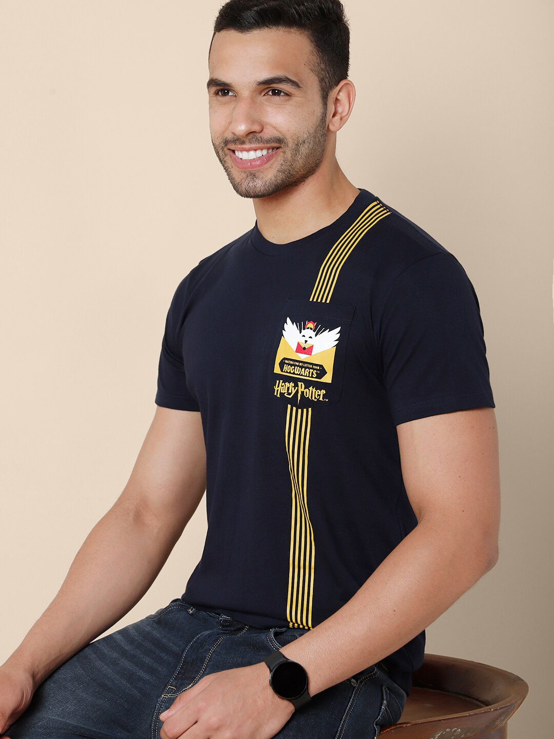 

Free Authority Men Navy Blue & Yellow Harry Potter Printed T-shirt