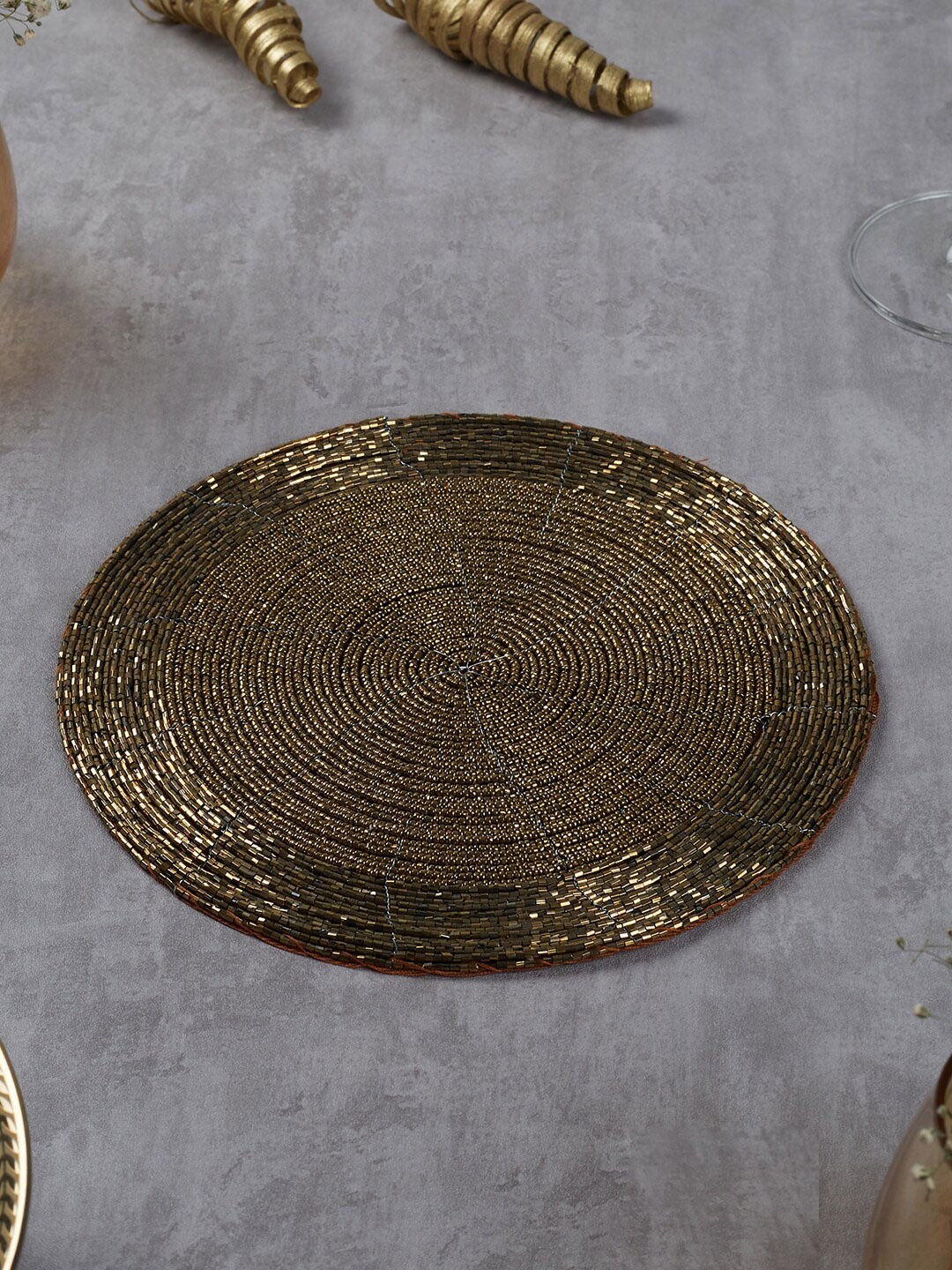 

HomeTown Gold-Toned Embellished Round Trivet