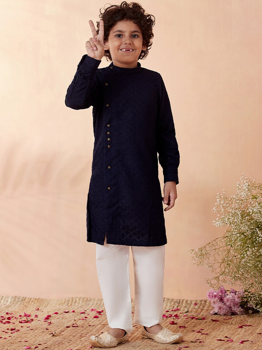 

Manyavar Boys Embroidered Kurta with Pyjamas, Navy blue