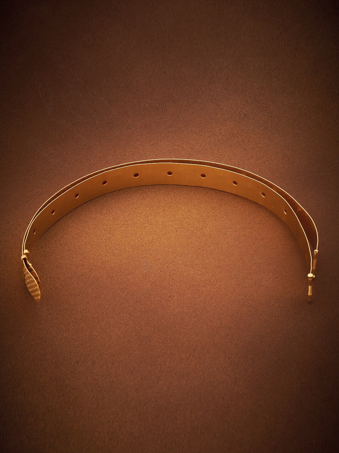 

Kushal's Fashion Jewellery Gold-Toned Textured Traditional Kamarbandh, Na