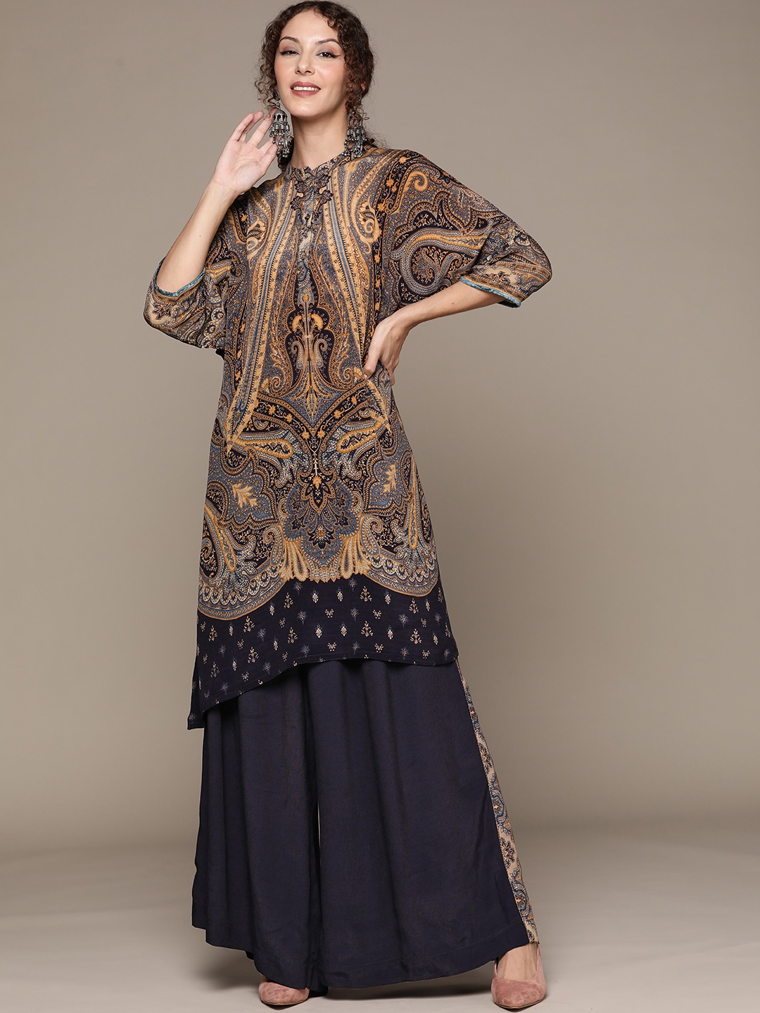 

Ritu Kumar Women Blue Ethnic Motifs Printed Kurta Set