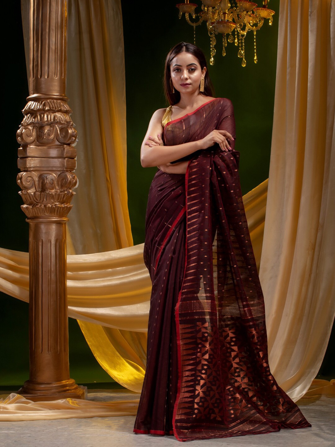 

Mitera Purple & Copper-Toned Woven Design Zari Silk Cotton Saree
