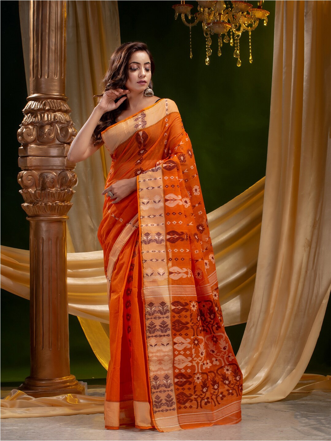 

Mitera Orange & Cream-Coloured Woven Design Pure Cotton Saree
