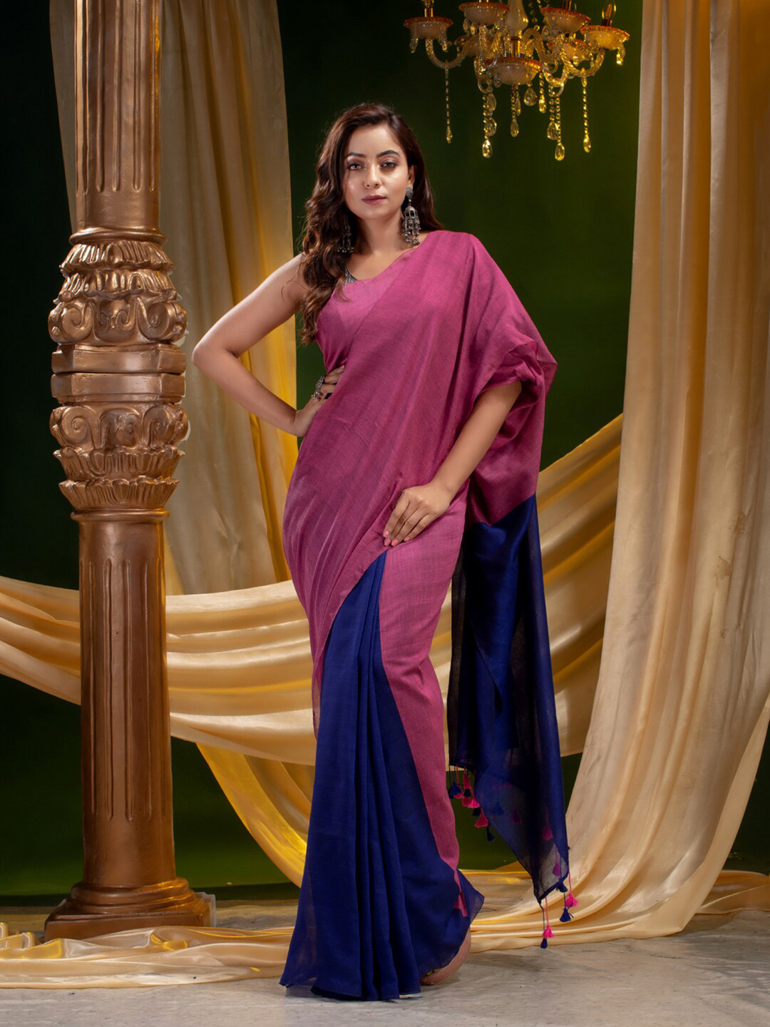 

Mitera Blue & Pink Colourblocked Pure Cotton Saree