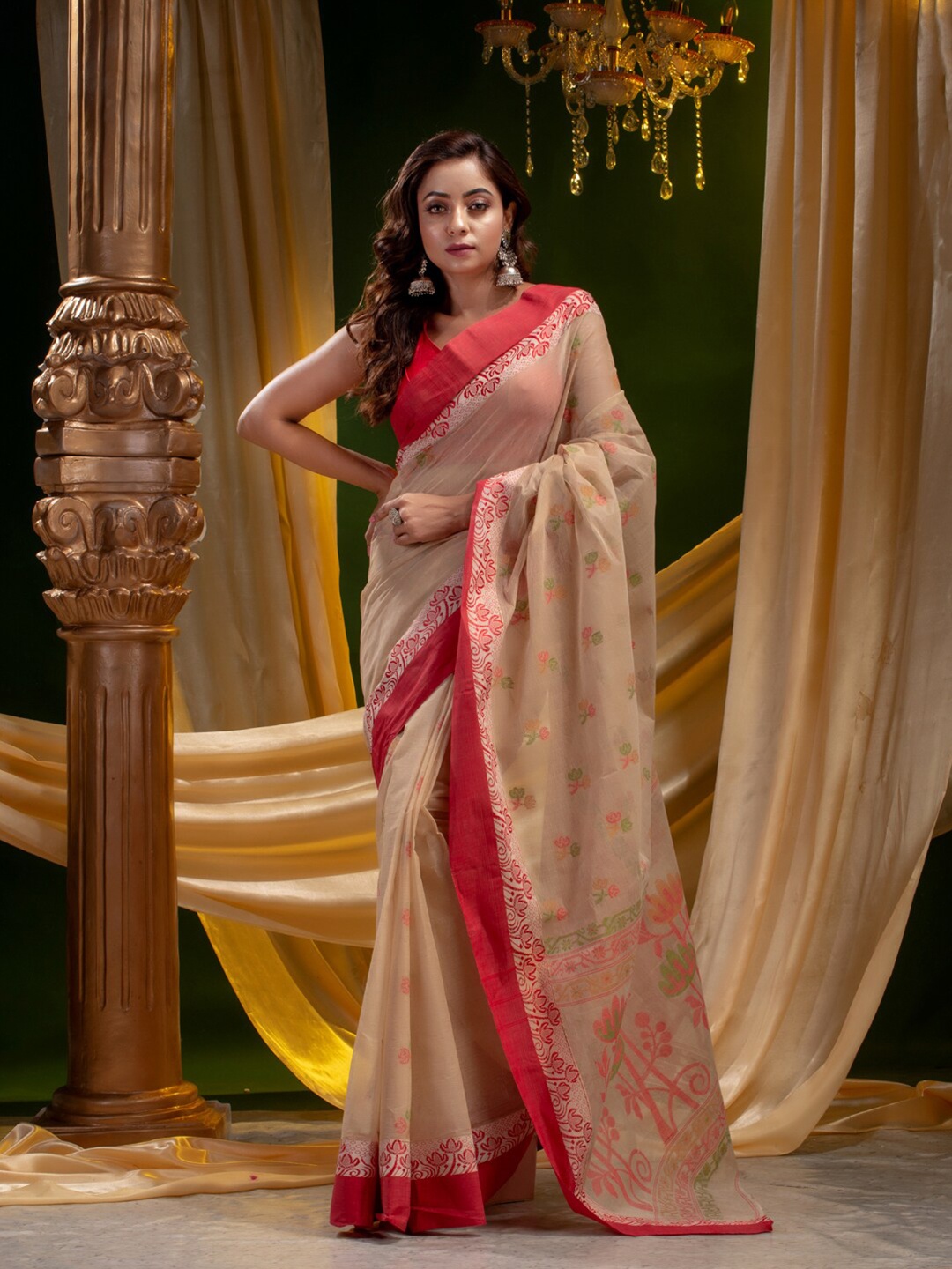 

Mitera Beige & Pink Floral Pure Cotton Saree