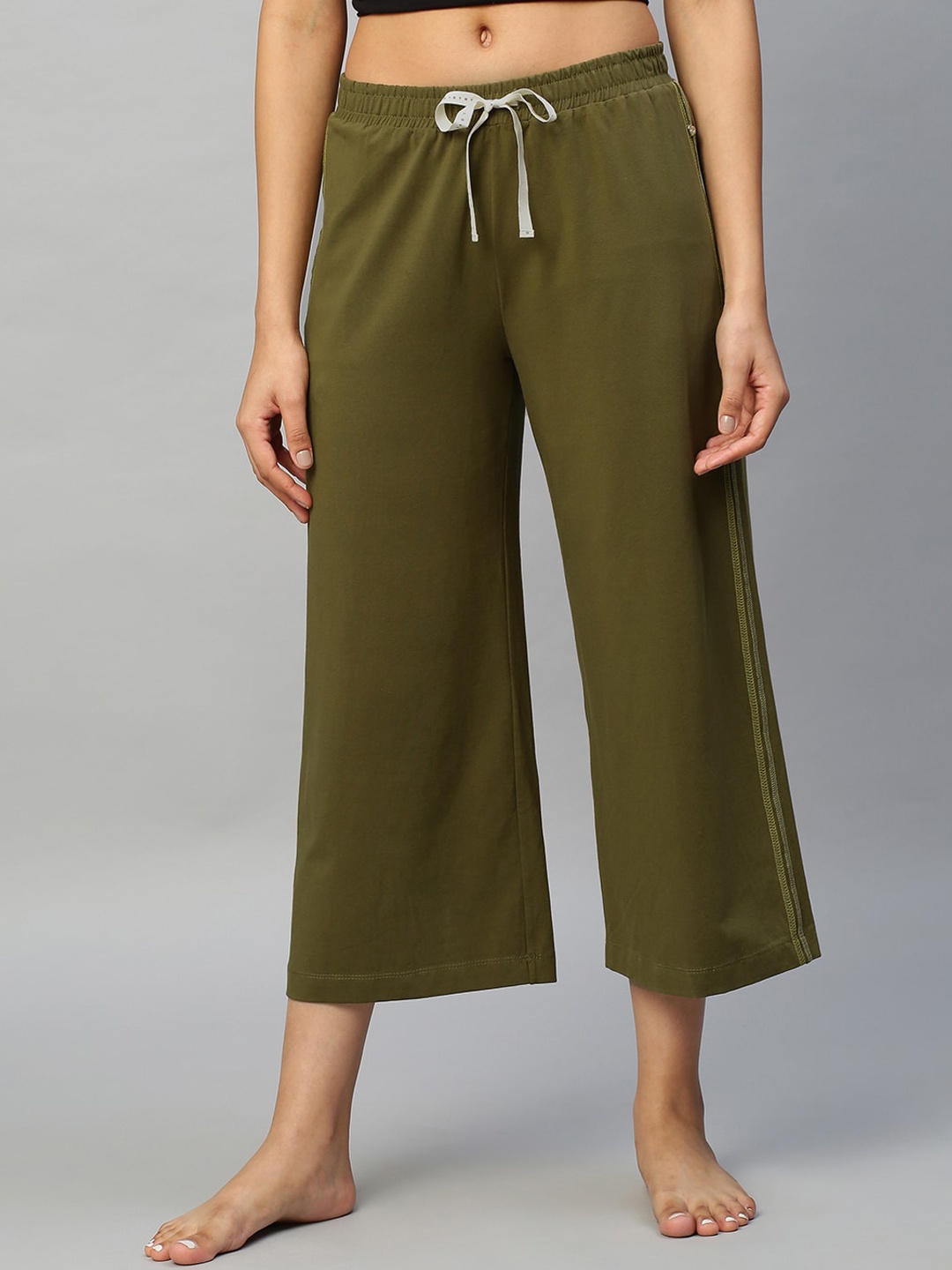 

Chemistry Women Olive Green Solid Wide Leg Cropped Lounge Pant