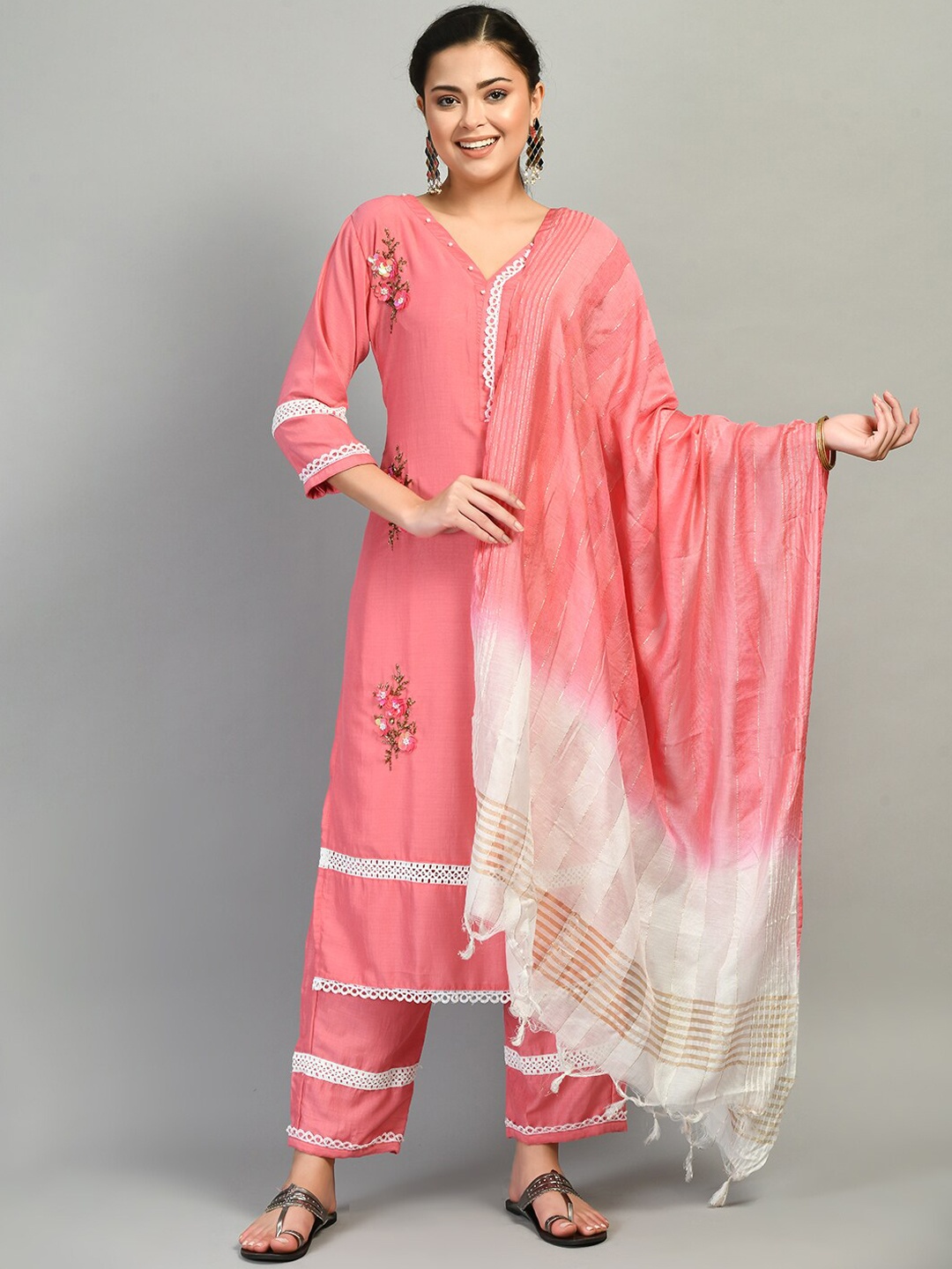 

DesiNoor com Women Pink Embroidered Beads and Stones Kurta with Trousers & Dupatta