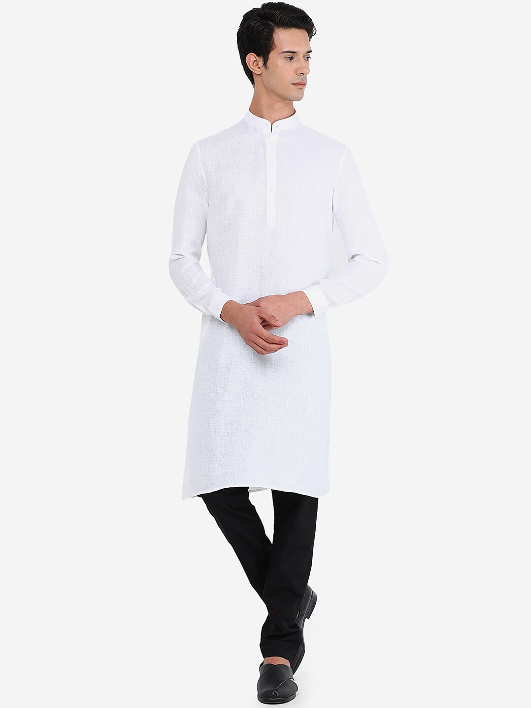 

Modi Kurta Men White Solid Straight Cotton Kurta