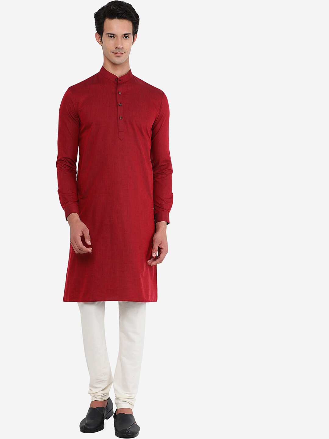 

Modi Kurta Men Maroon Solid Straight Cotton Kurtas