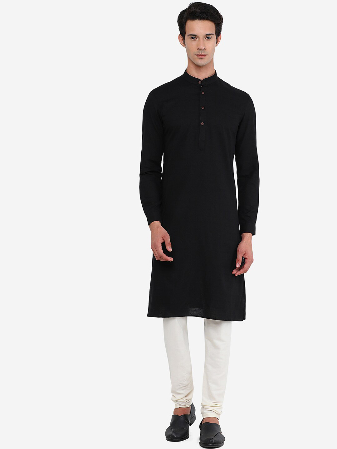 

Modi Kurta Men Solid Black Straight Cotton Kurta