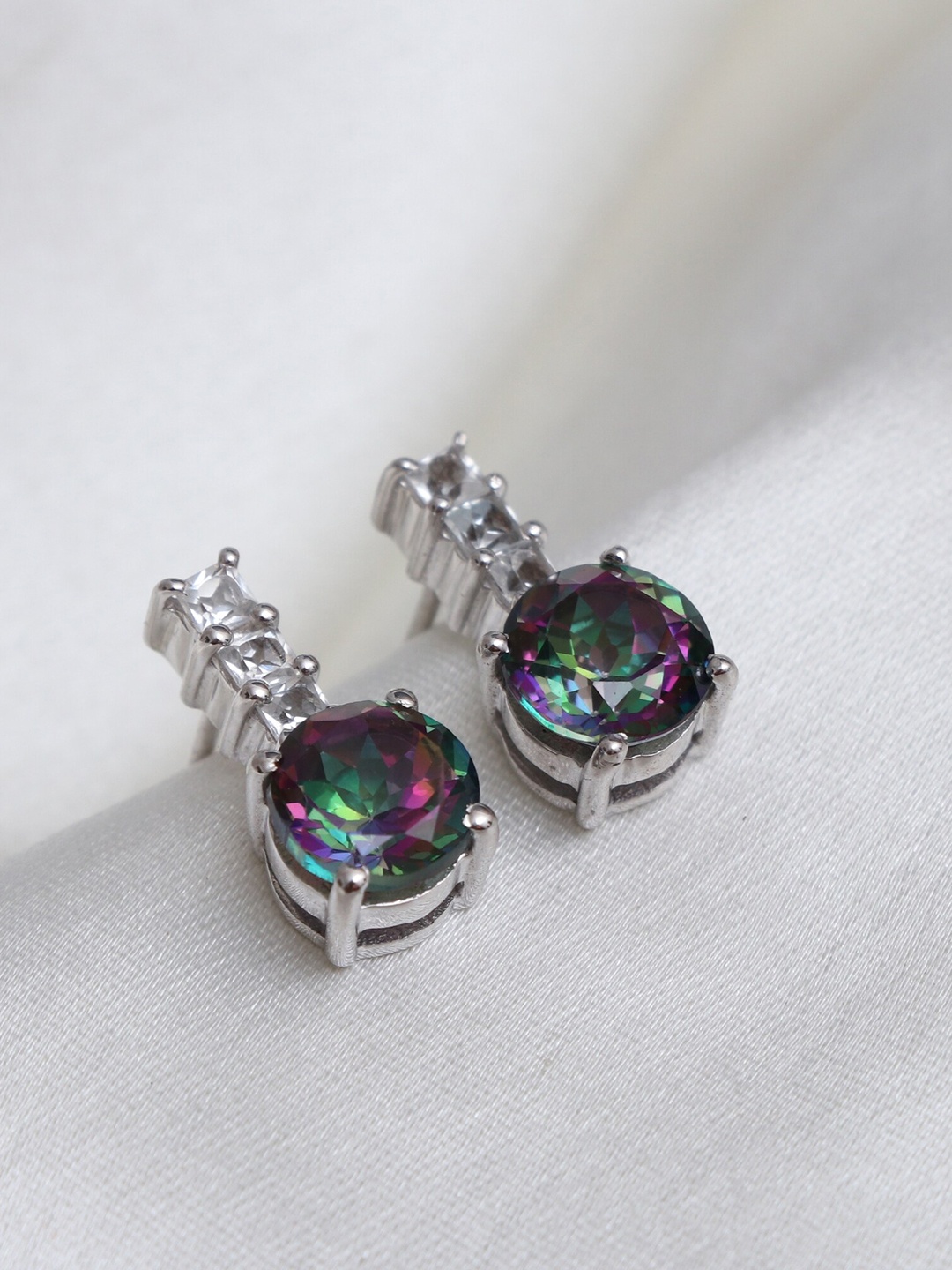 

HIFLYER JEWELS Pink & Green Contemporary Rhodium Plated Hoop Earrings