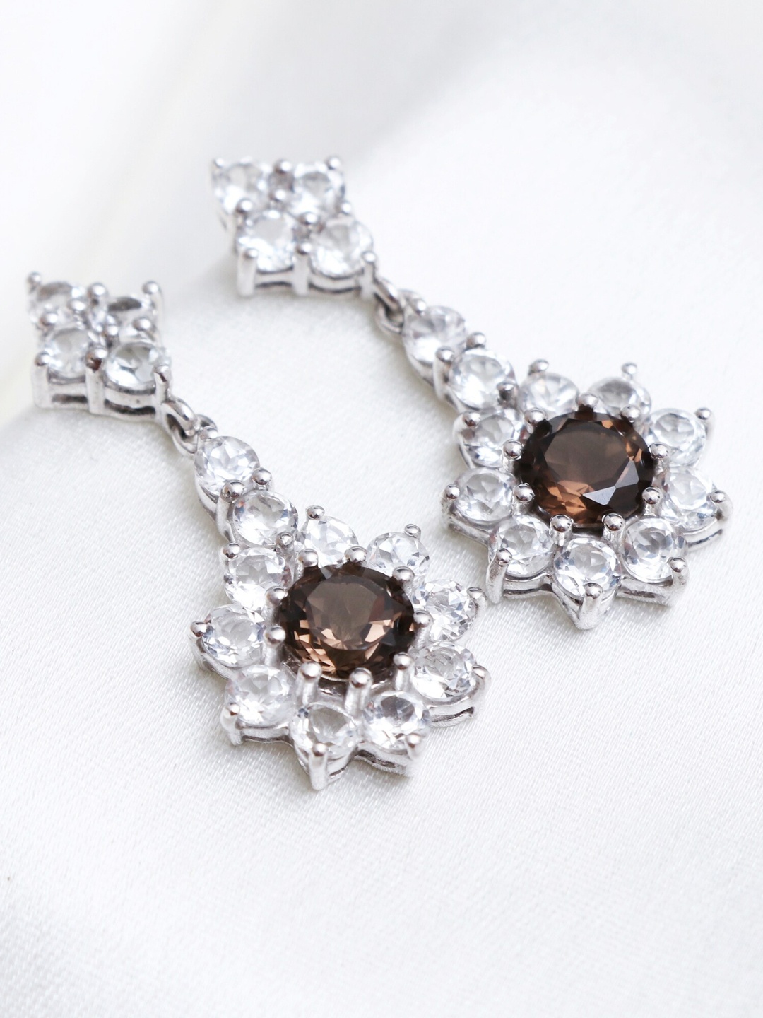 

HIFLYER JEWELS Brown Contemporary Drop Earrings