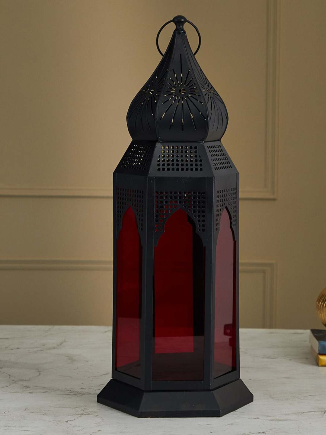 

Home Centre Red & Black Textured Candle Holder