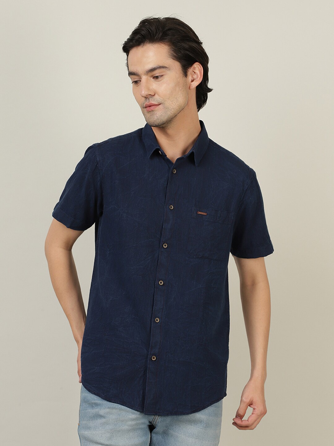

Crocodile Men Blue Solid Classic Cotton Casual Shirt