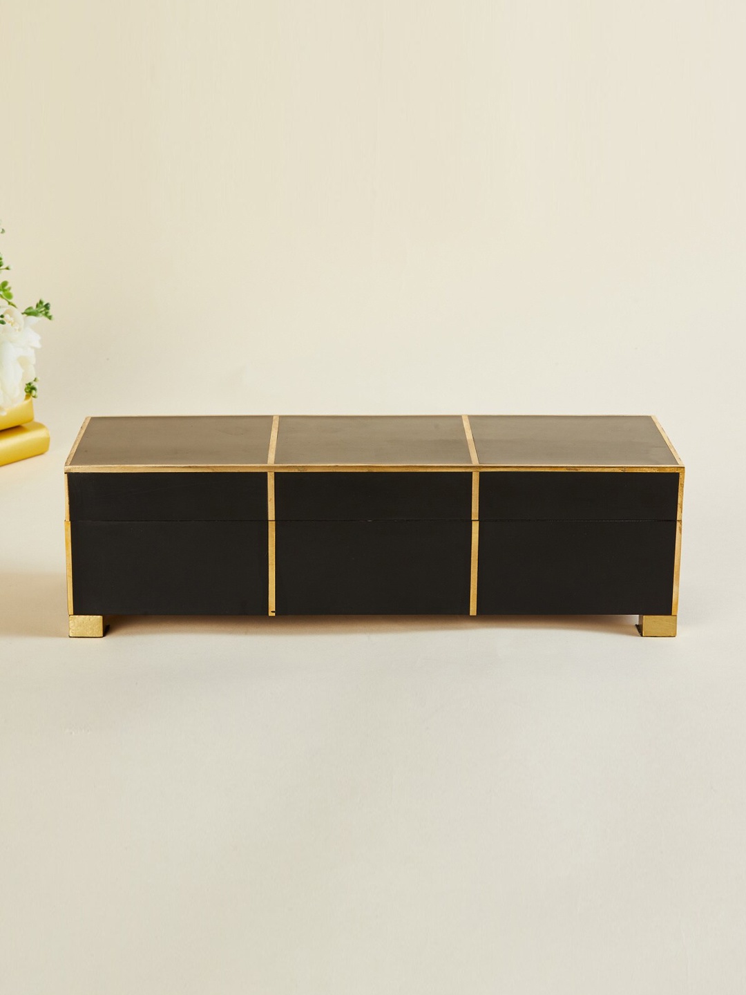 

Home Centre Black & Gold-Toned Textured Decorative Box Showpieces