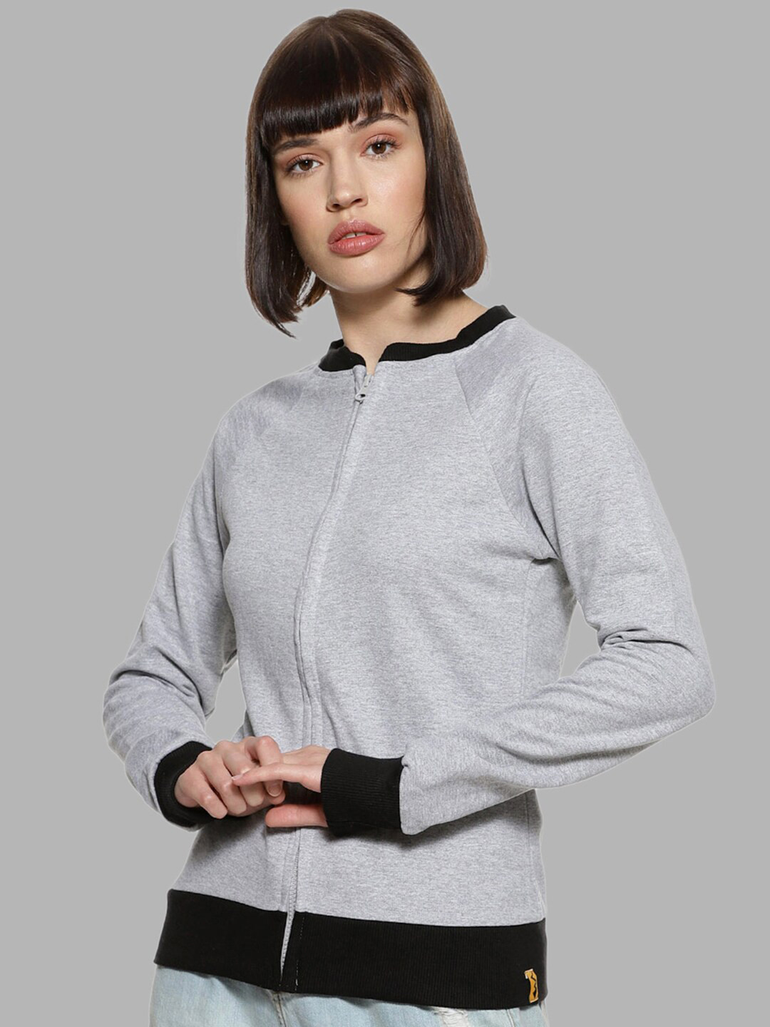 

Campus Sutra Women Grey Solid Cotton Sweatshirt