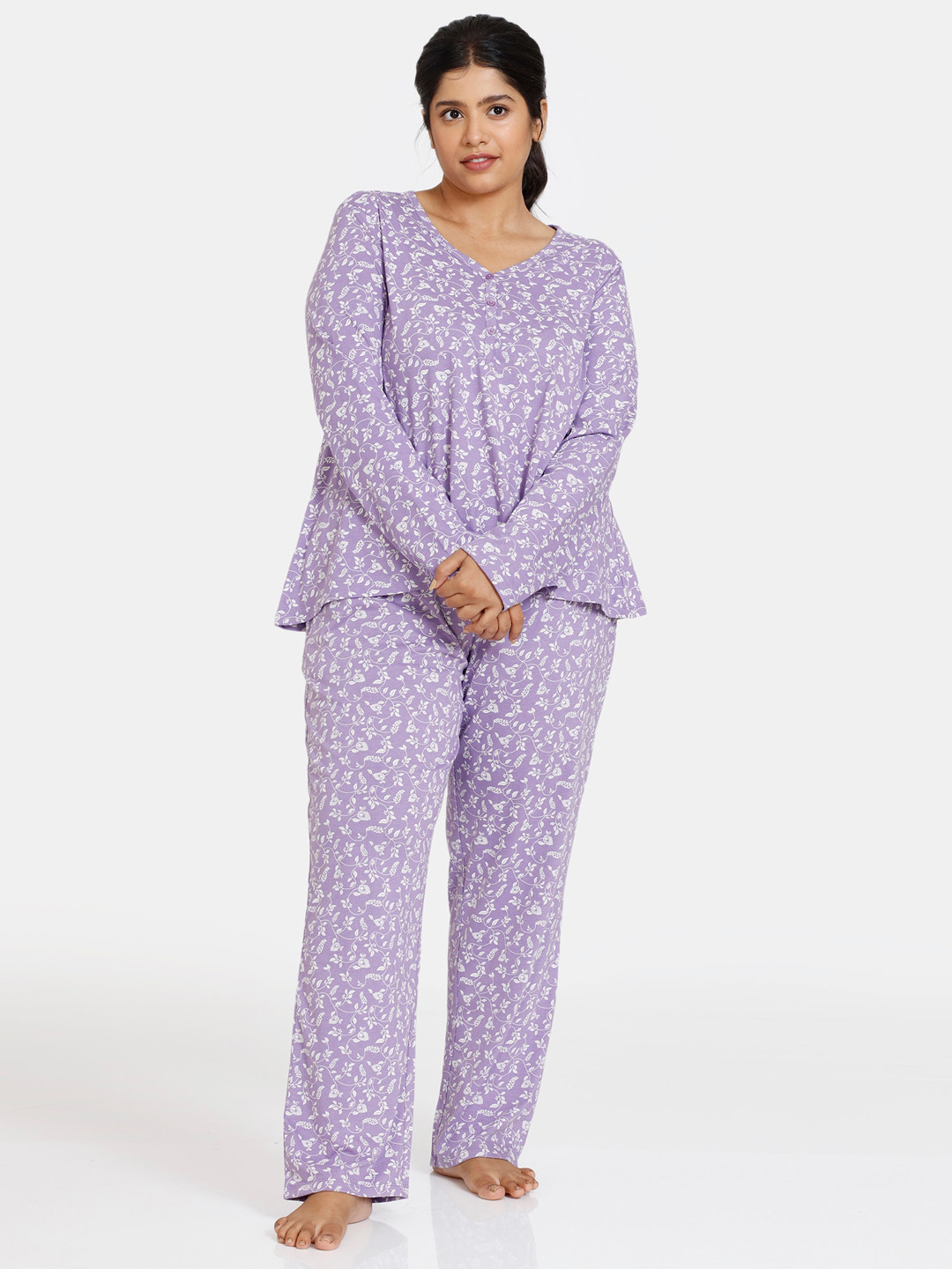

Zivame Women Purple & White Pure Cotton Printed Night suit