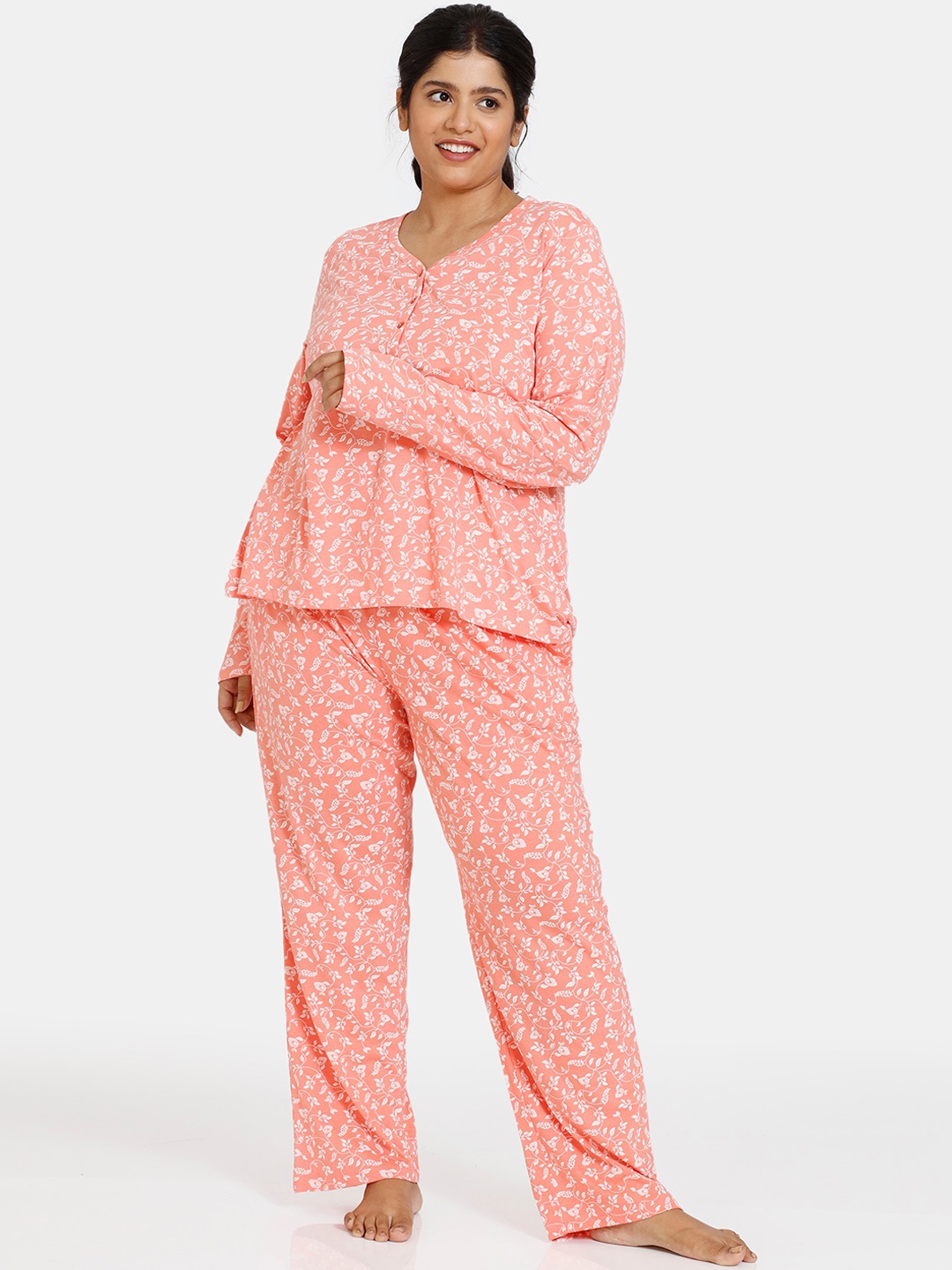 

Zivame Plus Size Women Pink & White Printed Pure Cotton Night suit
