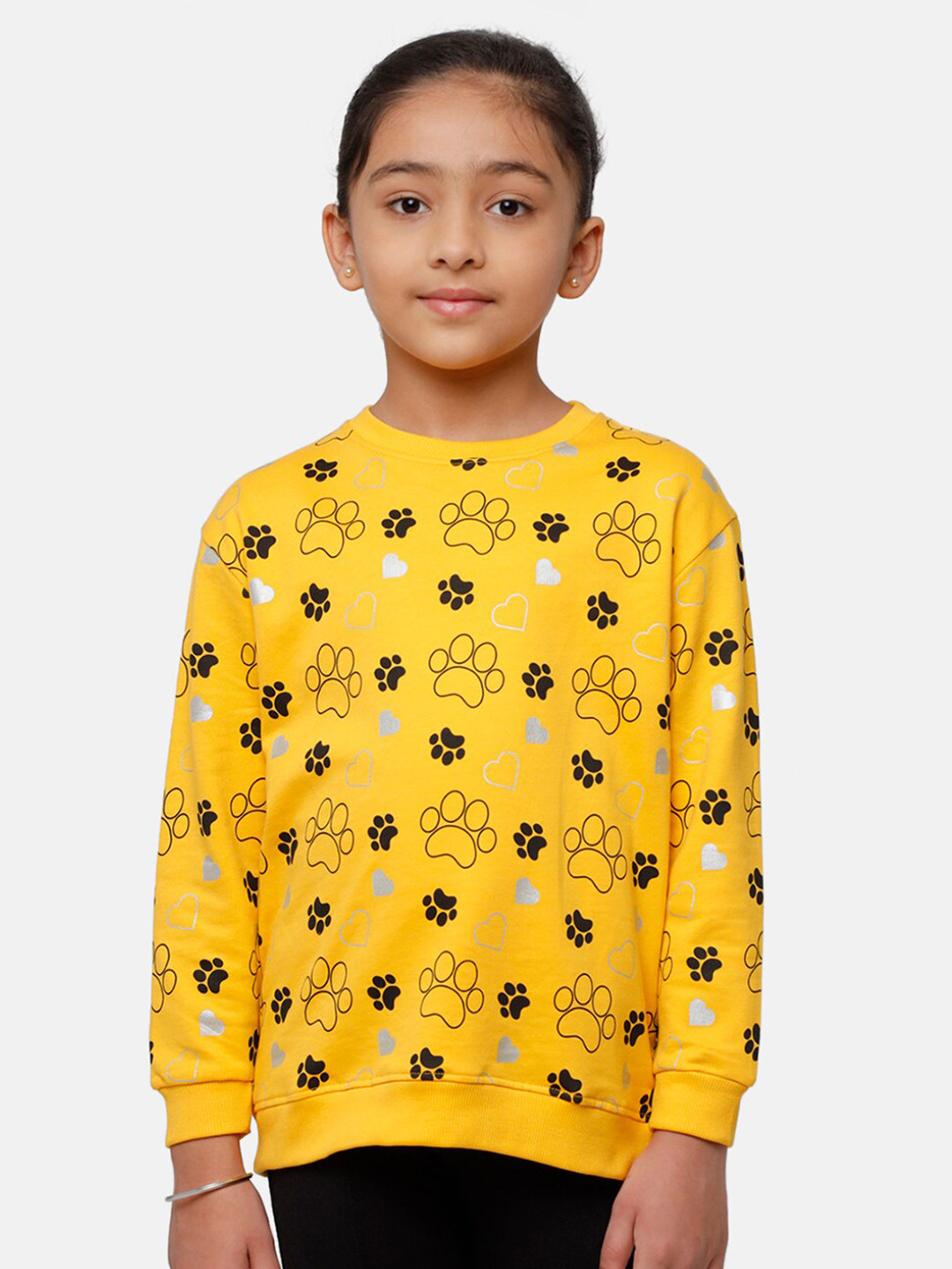 

De Moza Girls Yellow & Black Printed Sweatshirt
