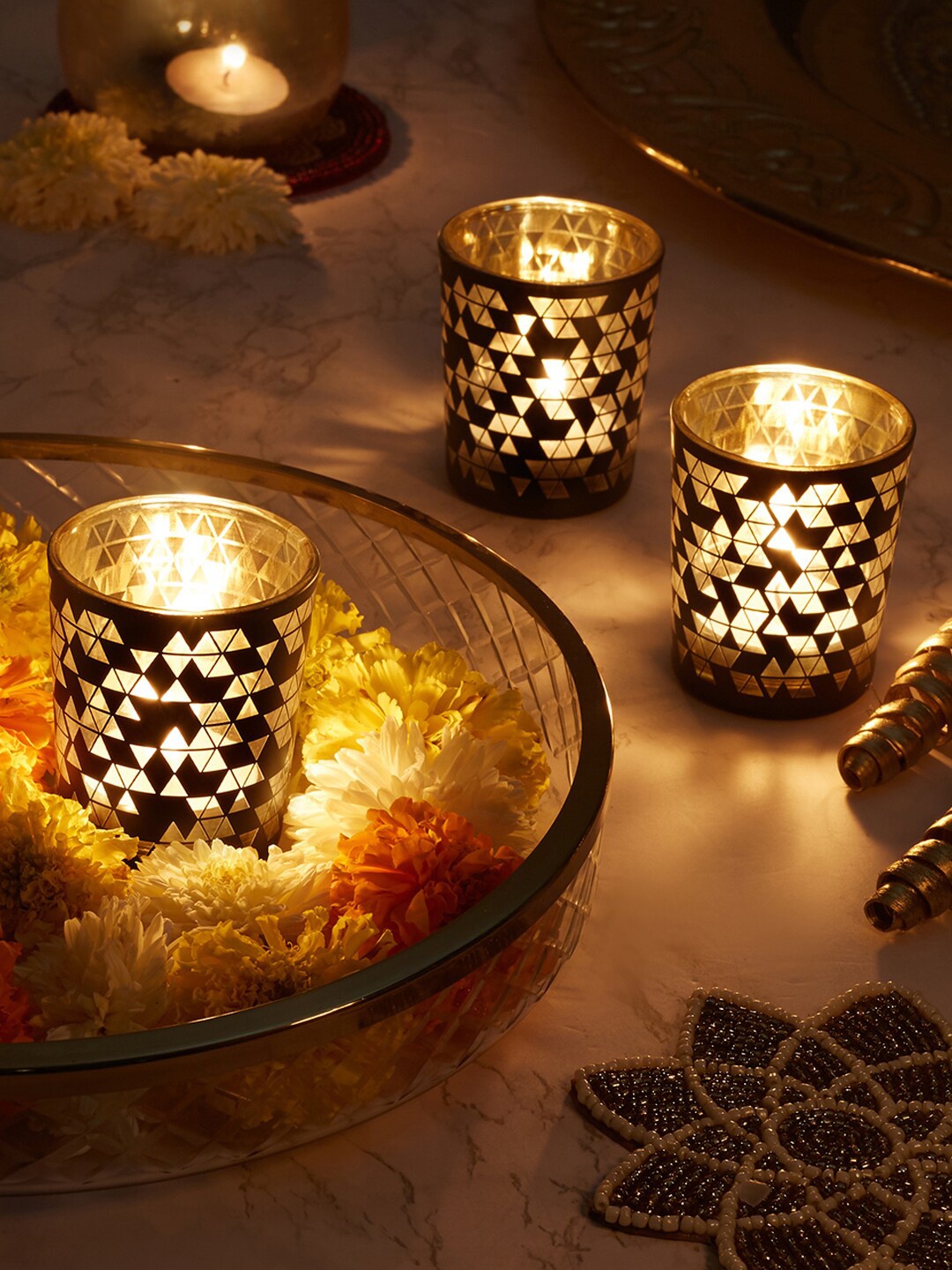 

HomeTown Set Of 3 Black & Gold-Toned Printed Candle Holders
