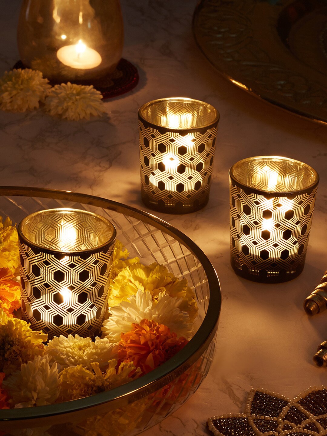 

HomeTown Set of 3 Black & Gold-Toned Printed Candle Holders