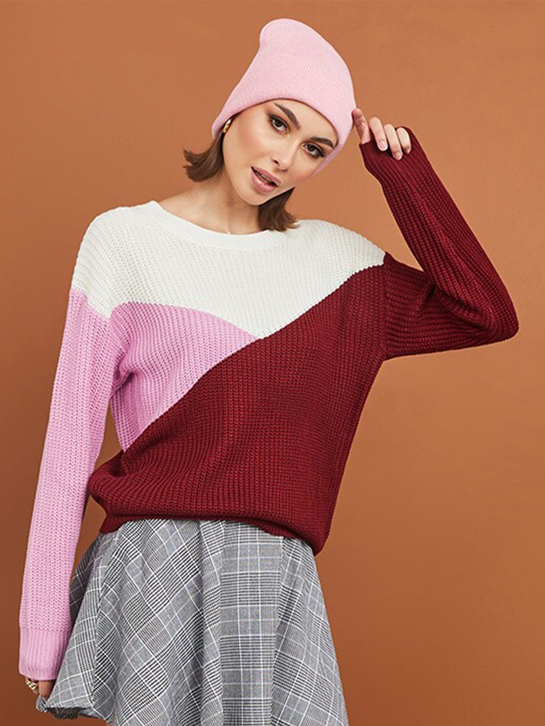 

Styli Women Burgundy & White Colorblock Regular Length Relaxed Fit Sweater