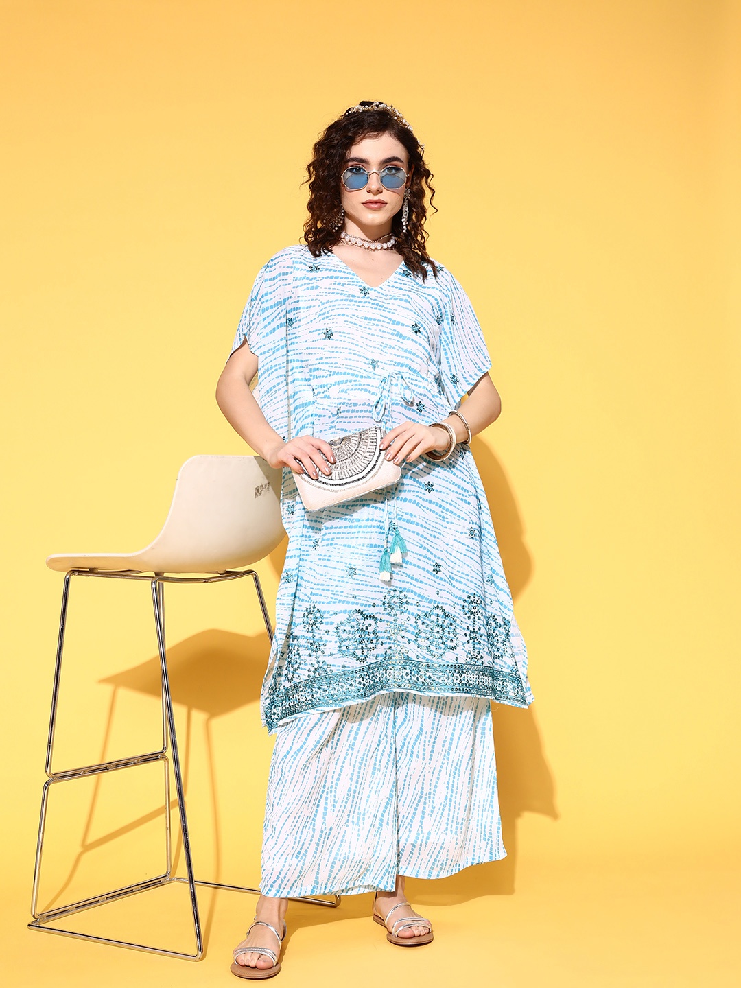 

Yufta Women White & Blue Printed Co-ord Set