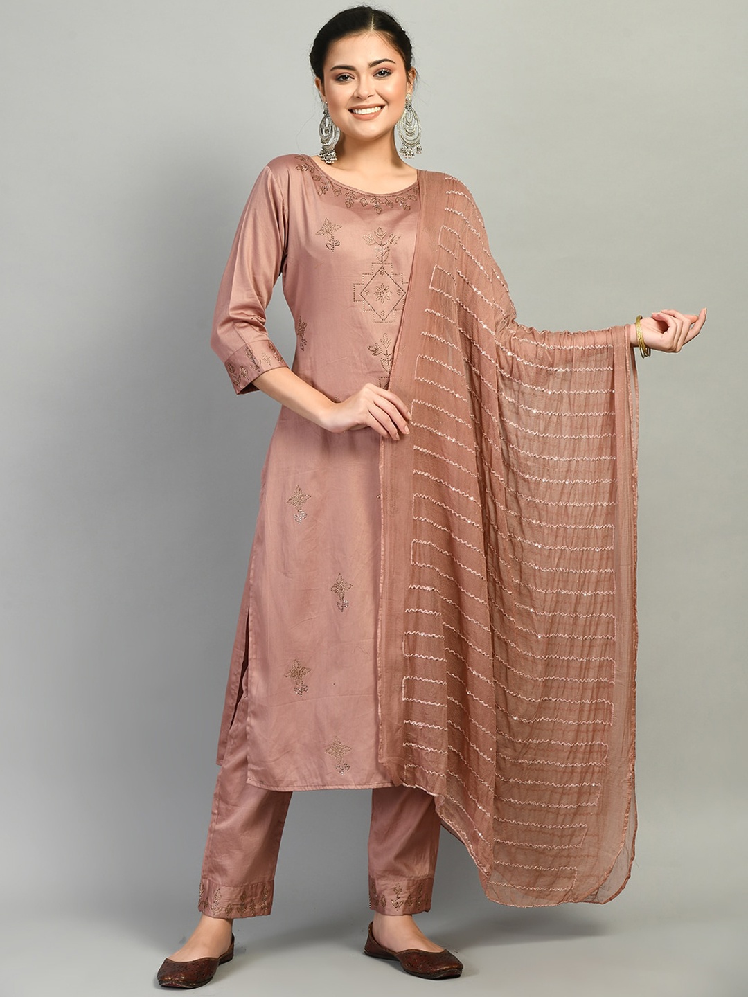 

DesiNoor com Women Pink Beads and Stones Kurta with Trouser & Dupatta