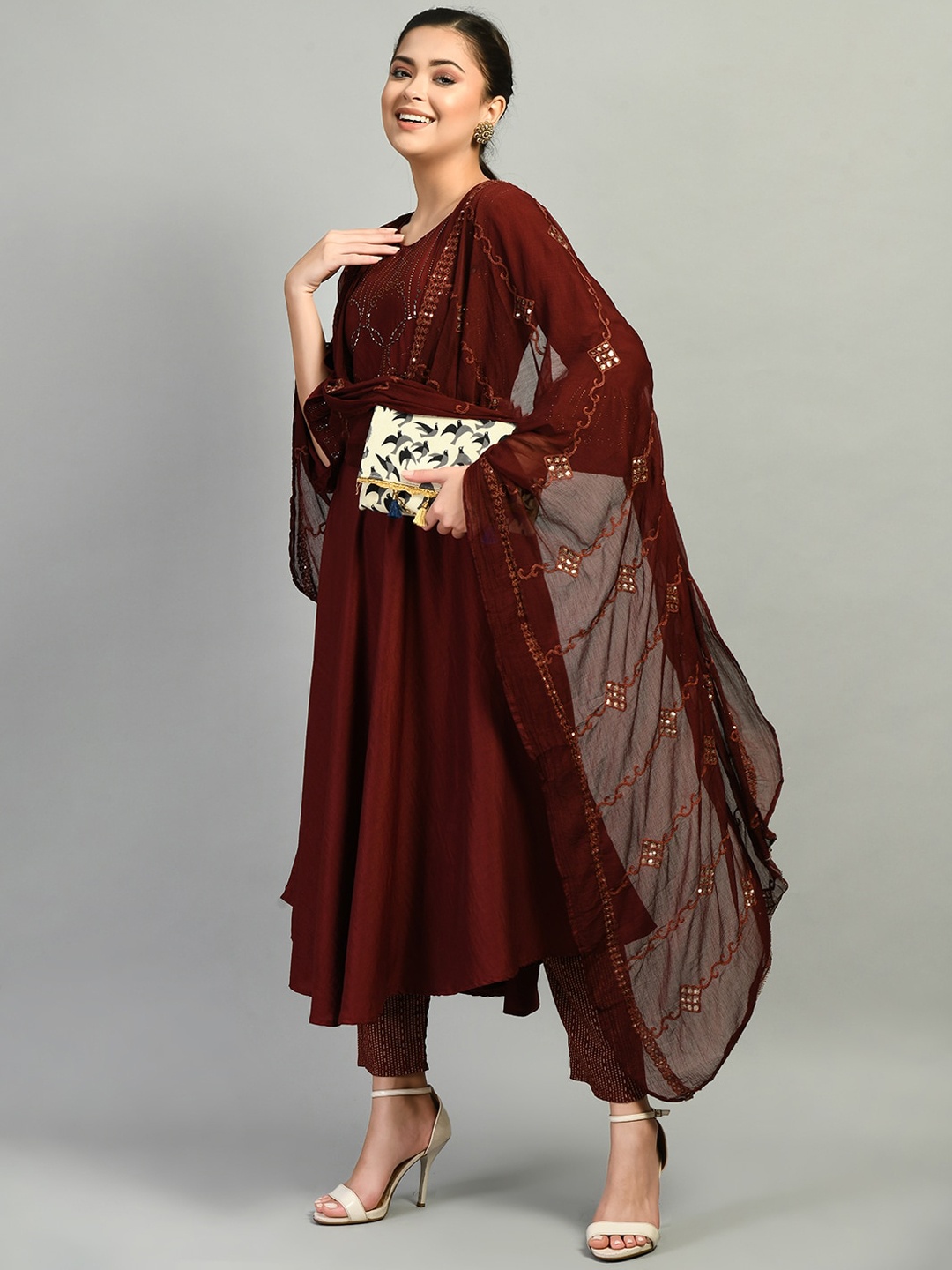 

DesiNoor.com Women Maroon Yoke Design Beads and Stones Kurta with Trousers & With Dupatta