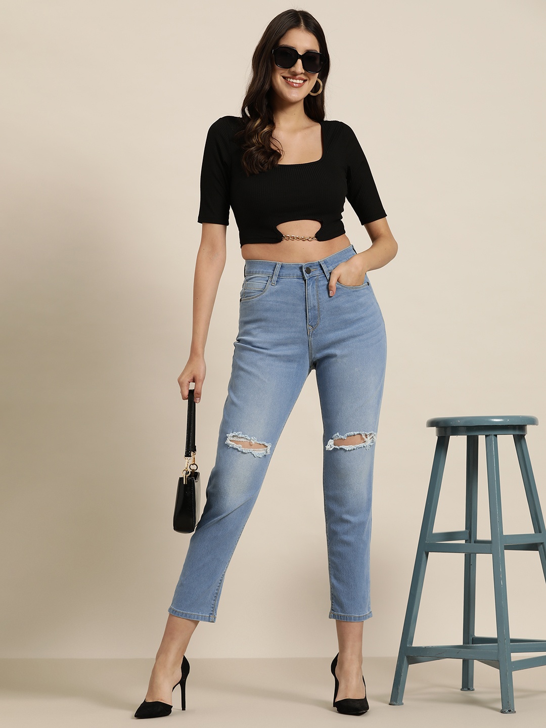 

HERE&NOW Women Mid-Rise Relaxed Fit Ripped Cropped Stretchable Jeans, Blue