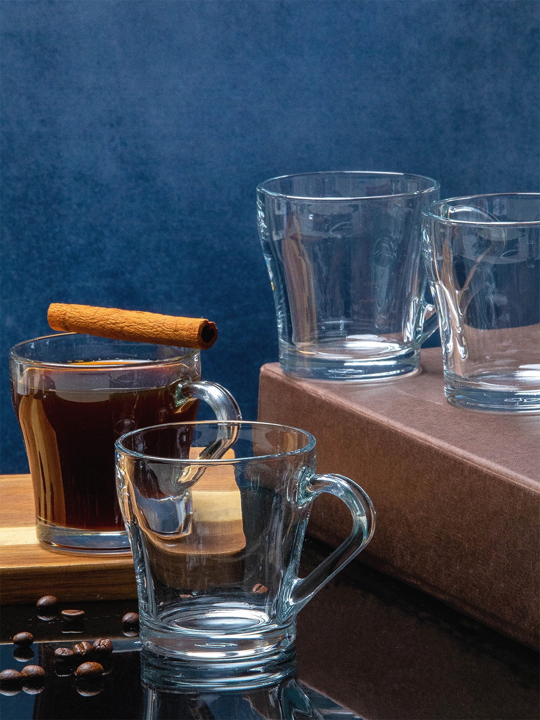 

Pasabahce Transparent Set Of 4 Dishwasher Safe Glass Mugs 205 ml Each