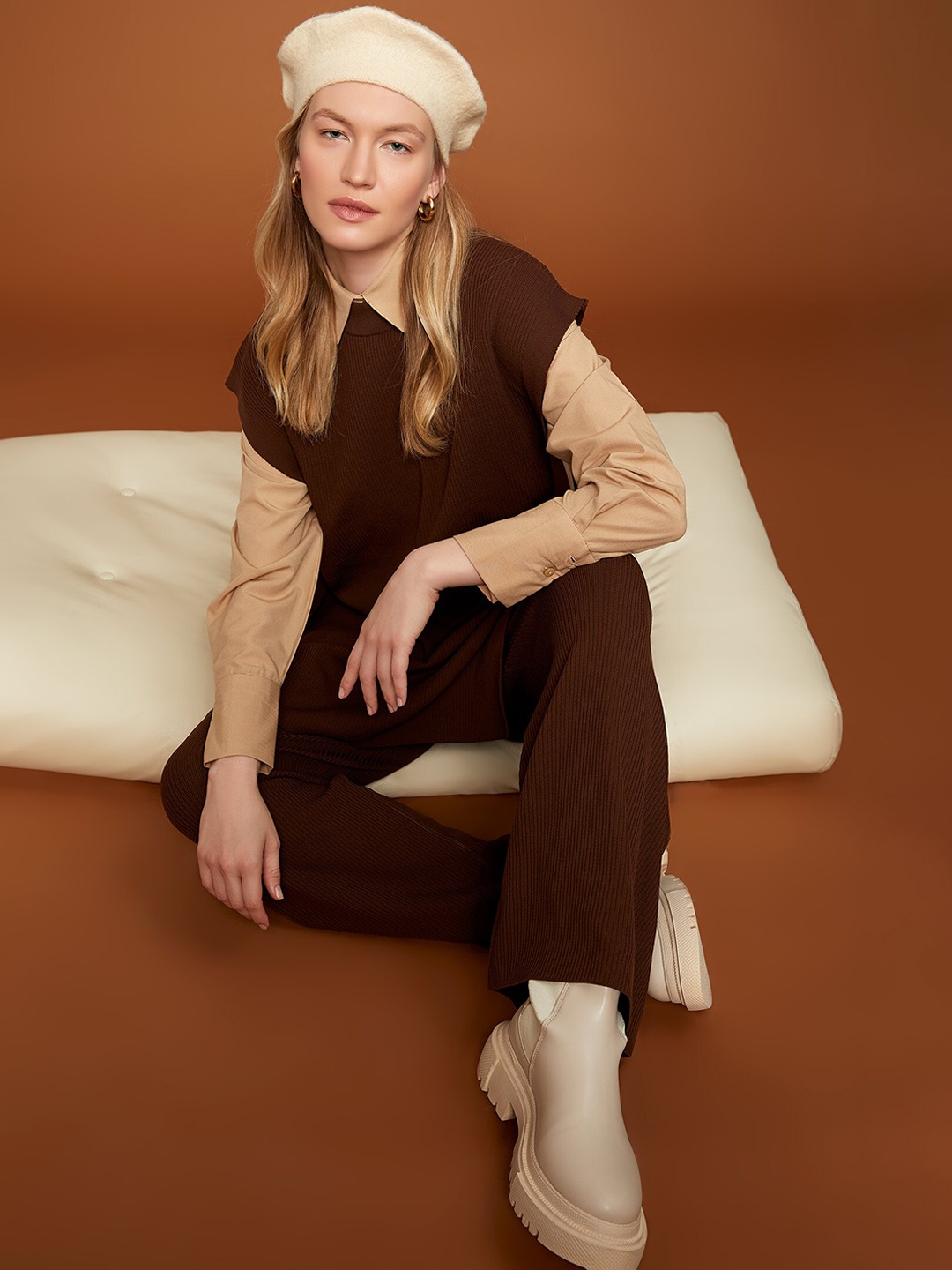 

DeFacto Women Solid Brown Trousers
