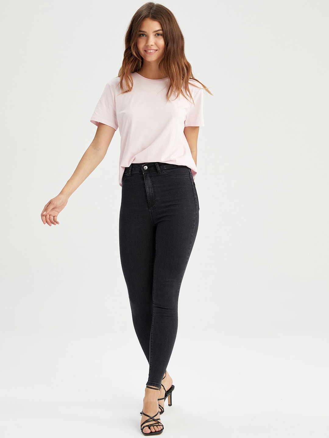 

DeFacto Women Black Super Skinny Fit Stretchable Jeans